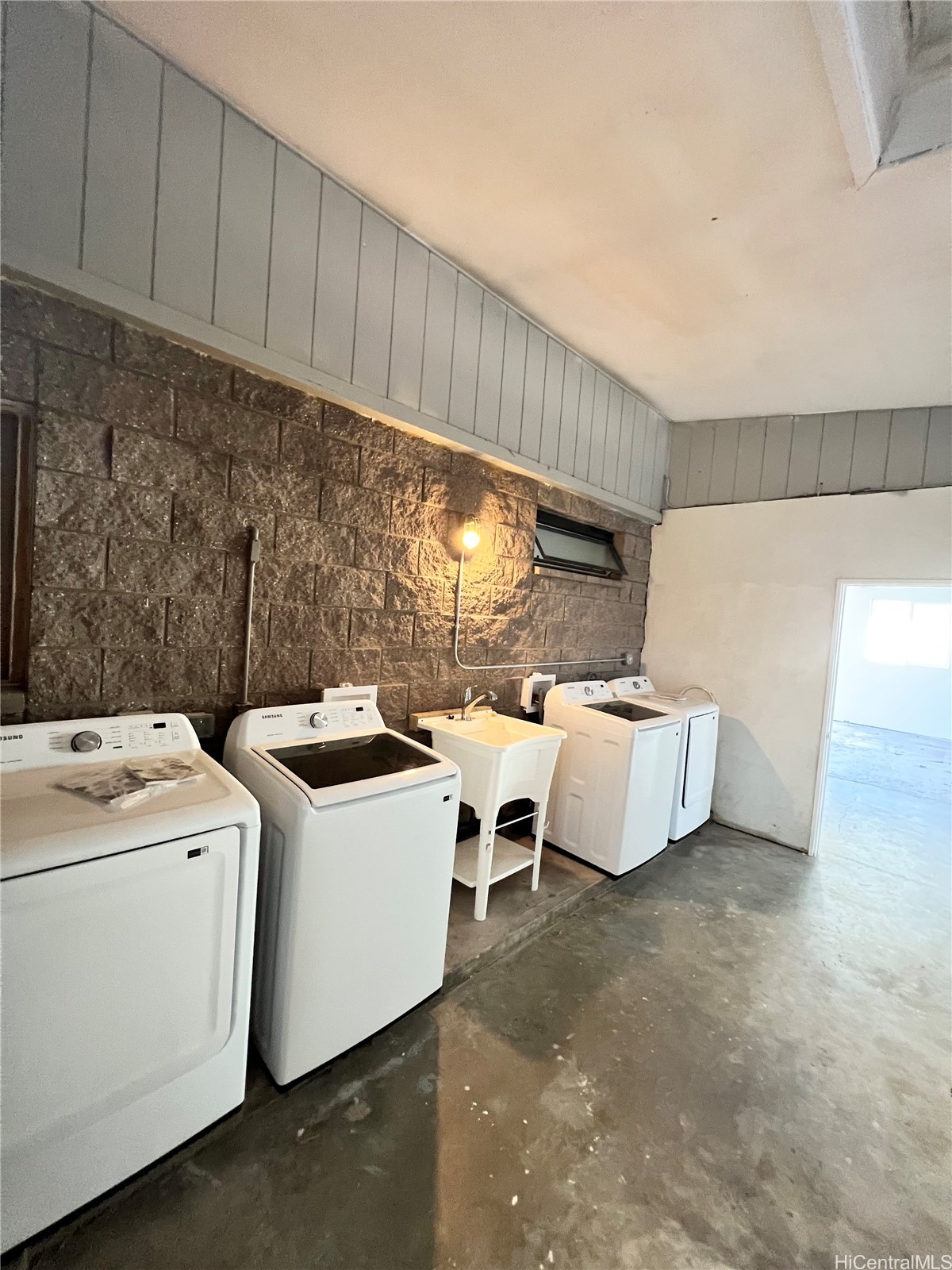 87-876 Ehu Street Property Photo 19