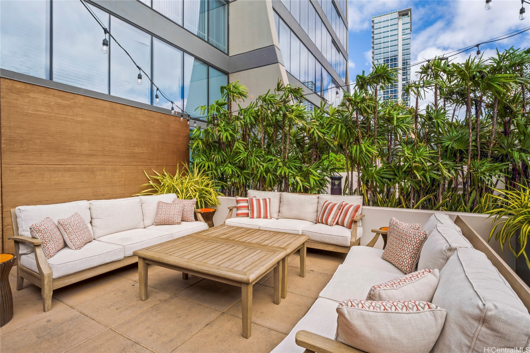 1009 Kapiolani Boulevard 3404 Property Photo 2