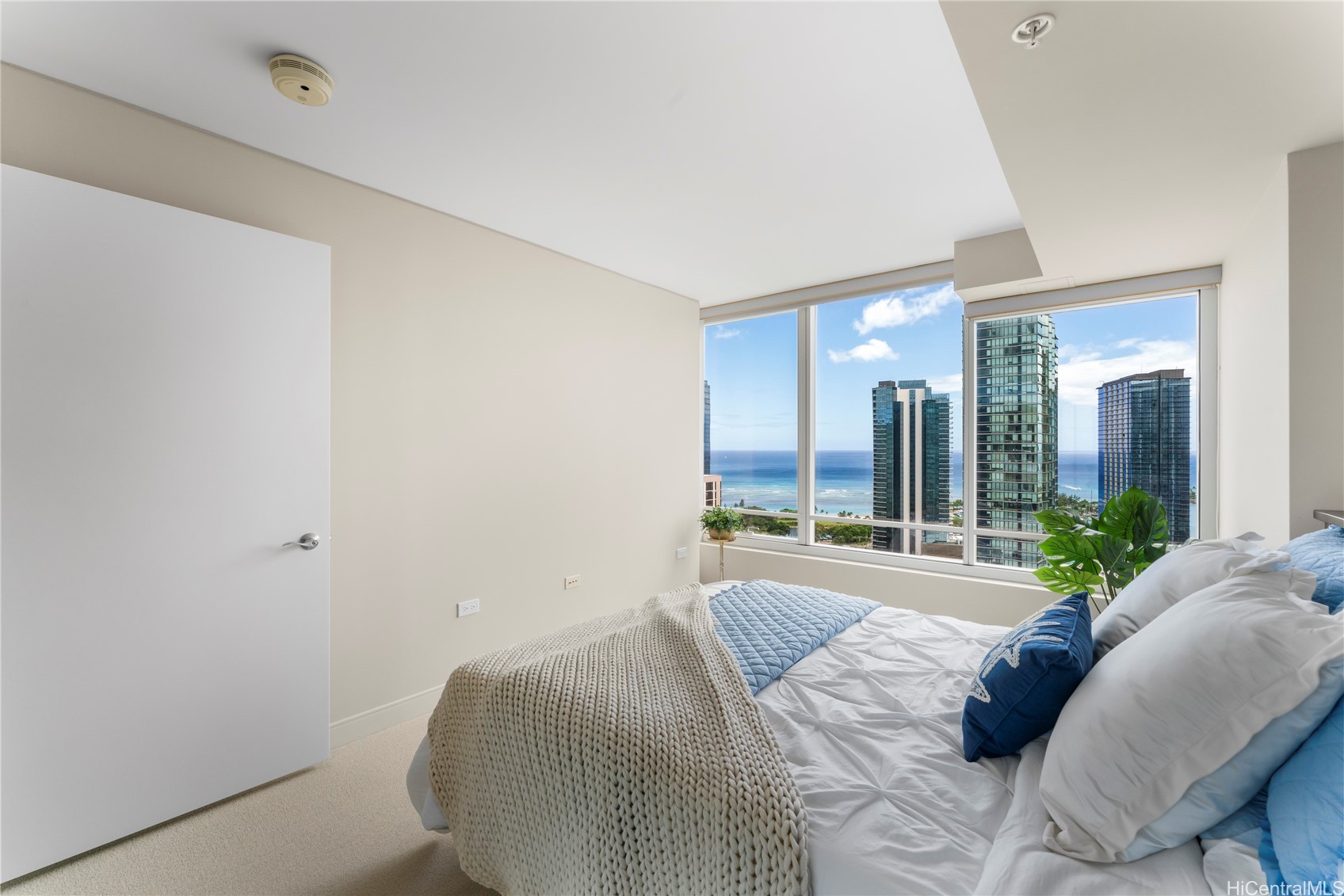 1009 Kapiolani Boulevard 3404 Property Photo 6