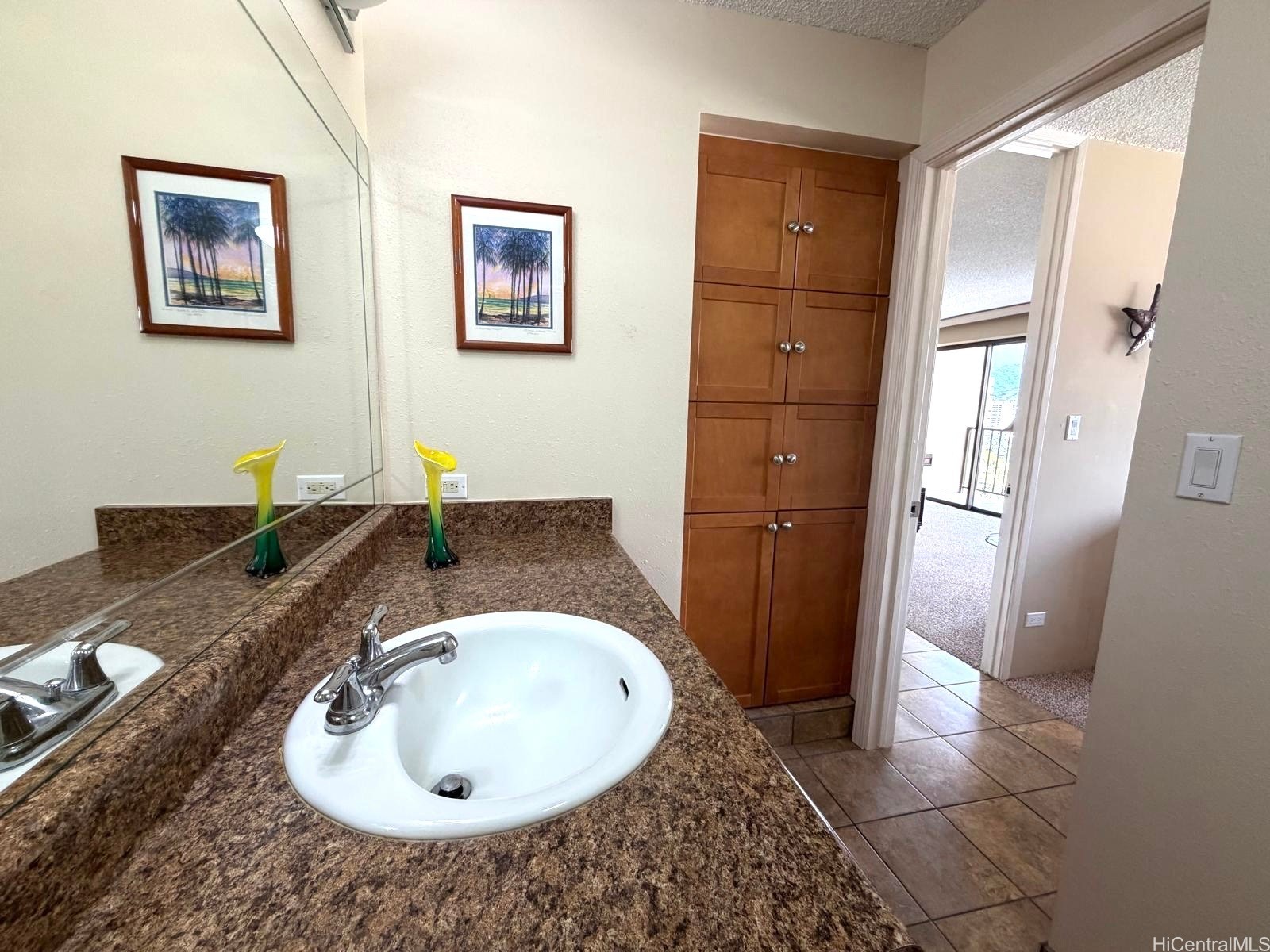 2140 Kuhio Avenue 1411 Property Photo 7