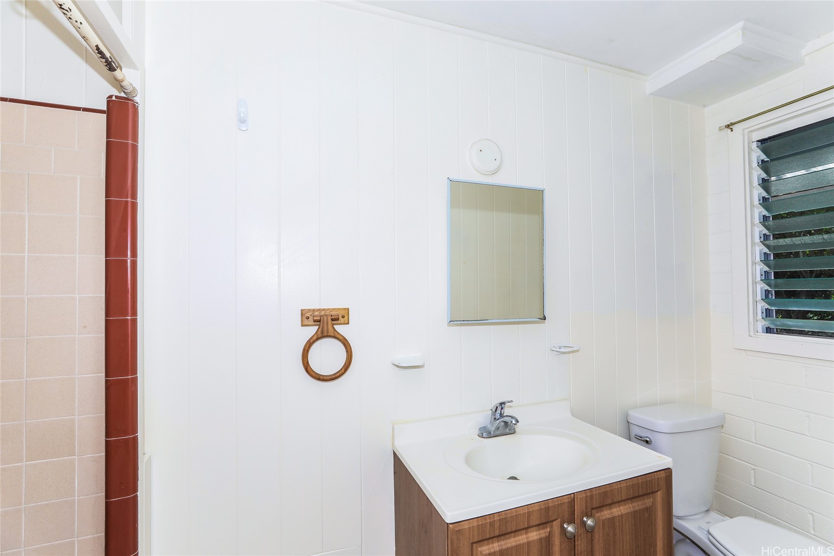 48 N School Street Property Photo 18