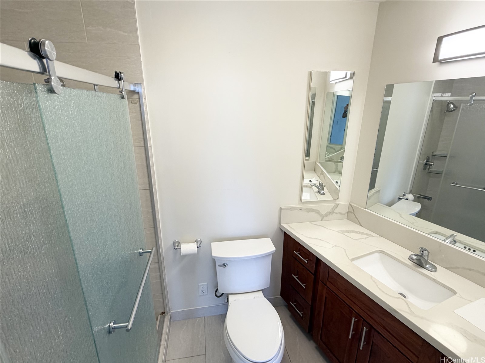 469 Ena Road 2103 Property Photo 8