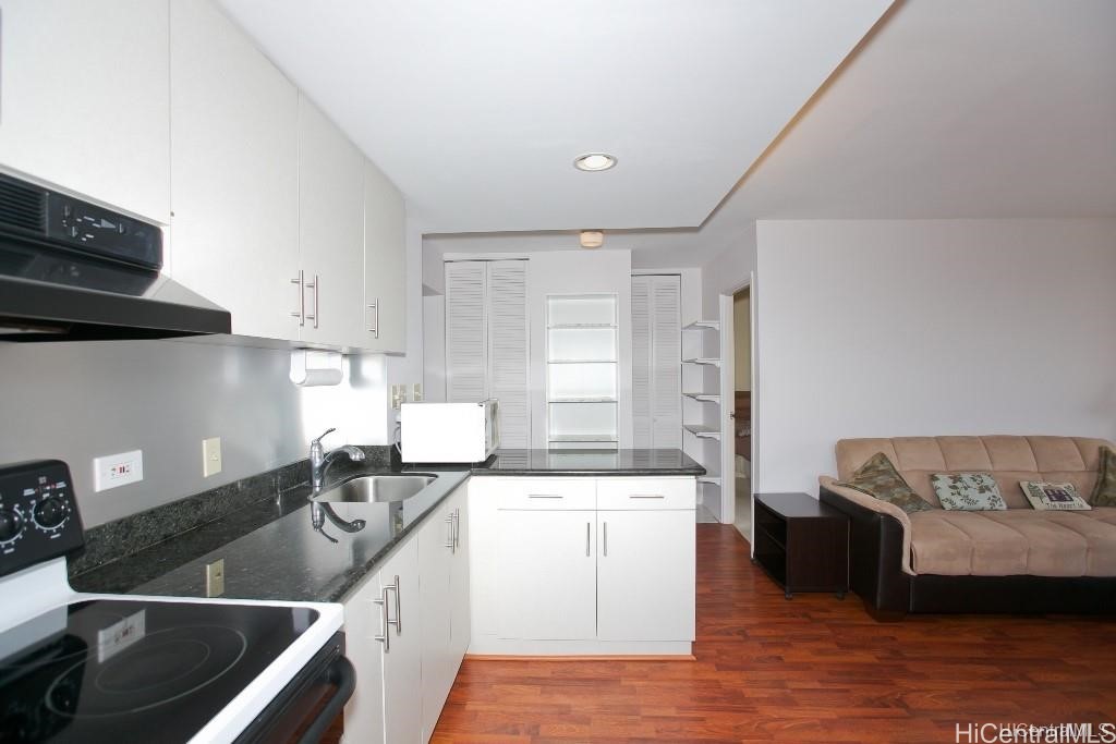 2345 Ala Wai Boulevard 1618 Property Photo 3