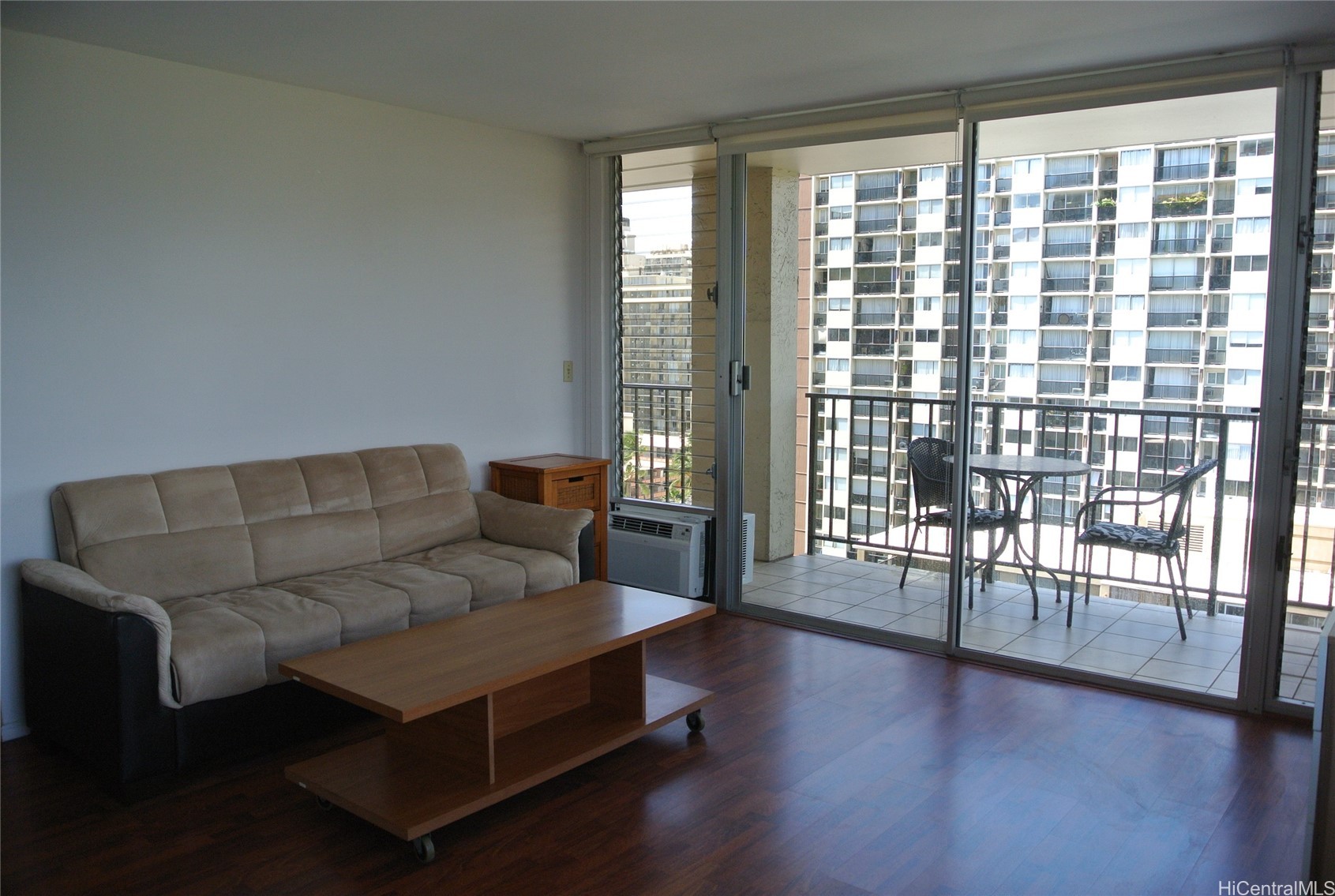 2345 Ala Wai Boulevard 1618 Property Photo 5