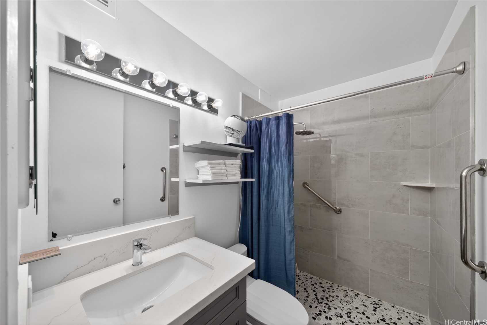 2611 Ala Wai Boulevard 1603 Property Photo 10