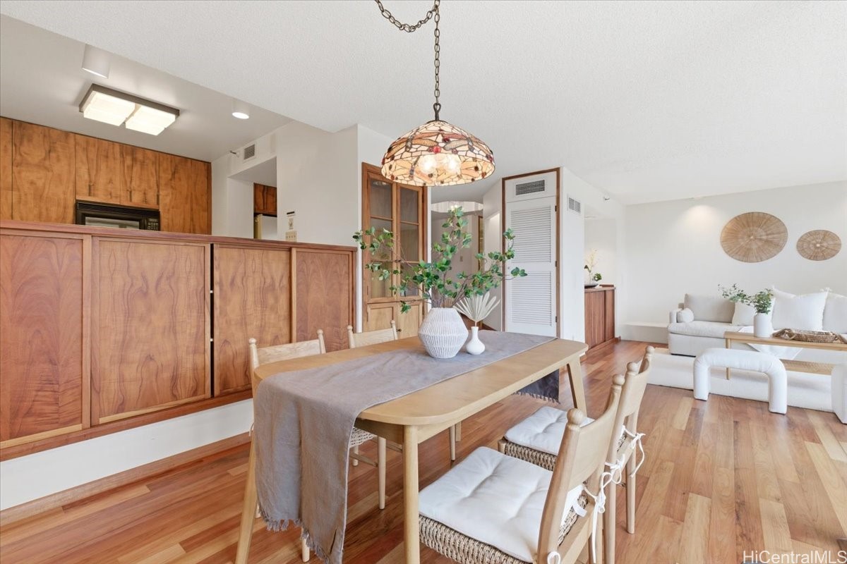 1525 Wilder Avenue 405 Property Photo 7
