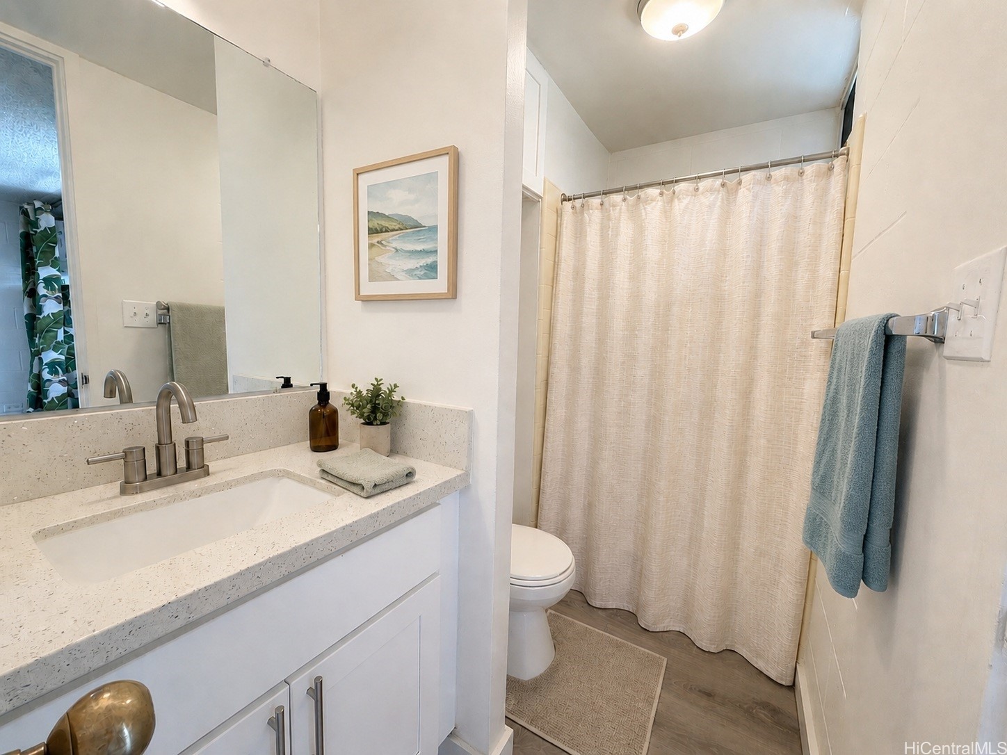 1129 Rycroft Street 406 Property Photo 6