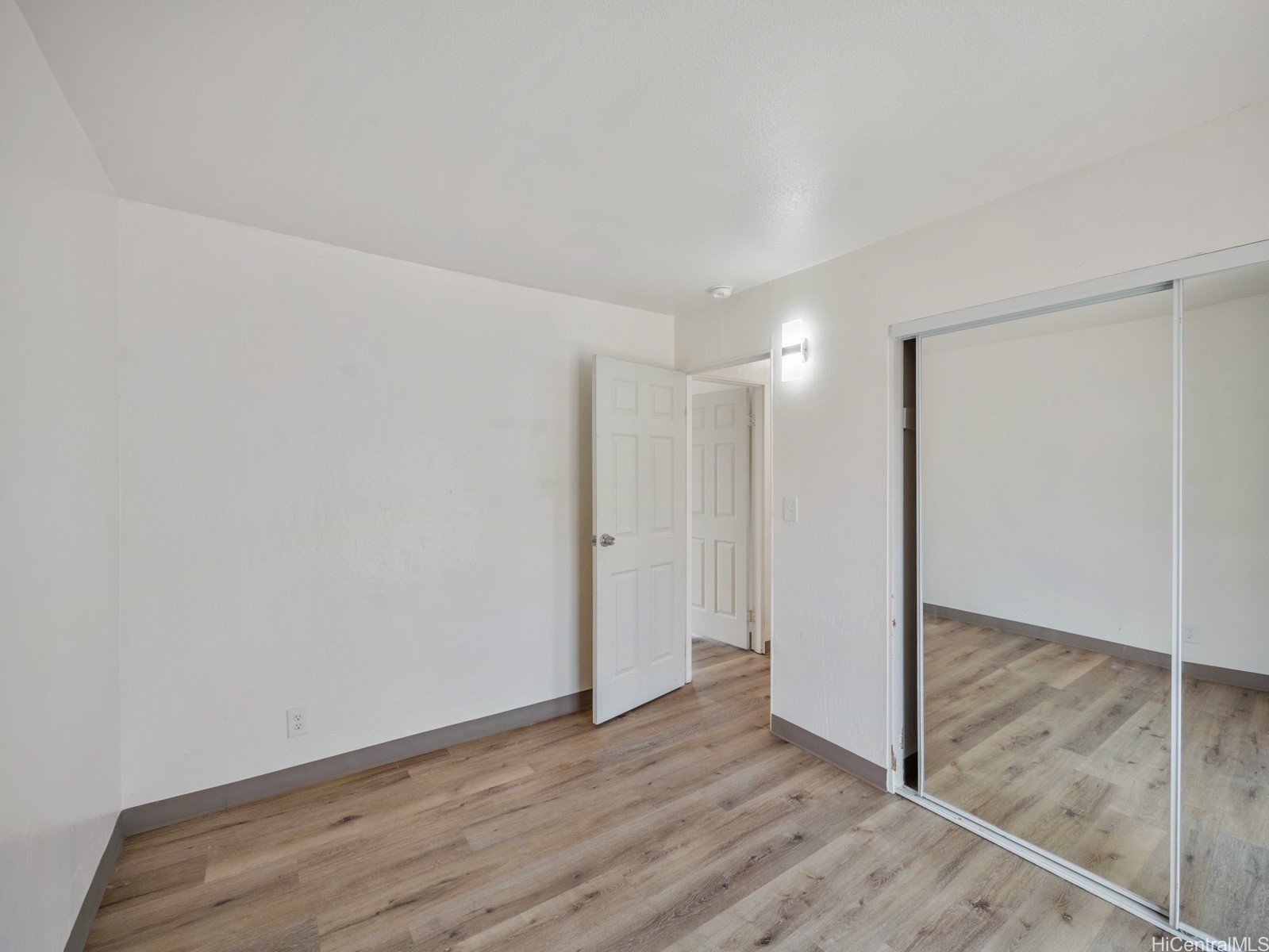 87-186 Helelua Street 2 Property Photo 10