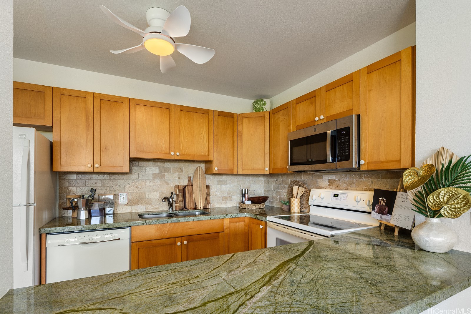 46-070 Konane Place 3521 Property Photo 9