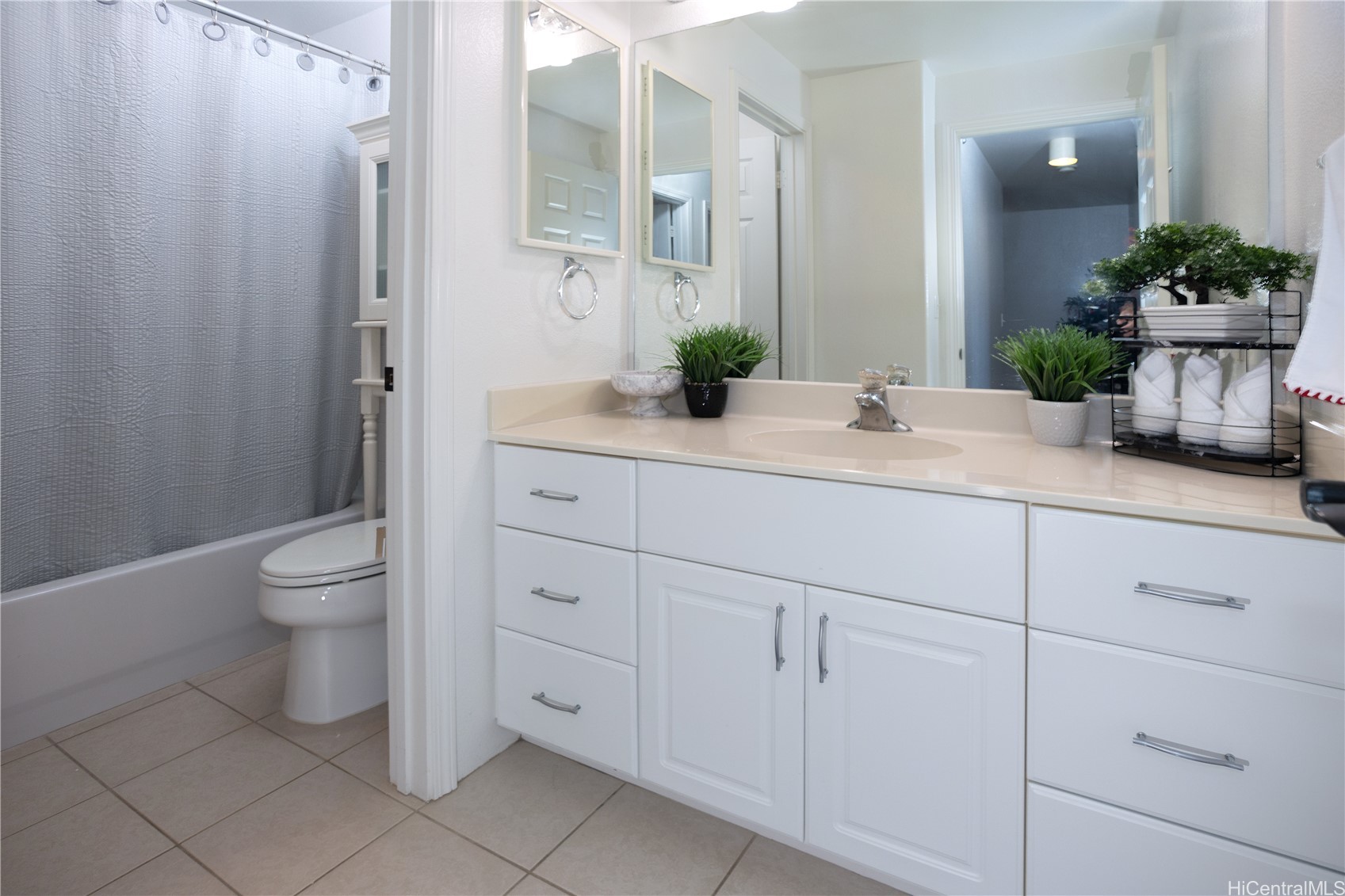 7018 Hawaii Kai Drive 5-2 Property Photo 13