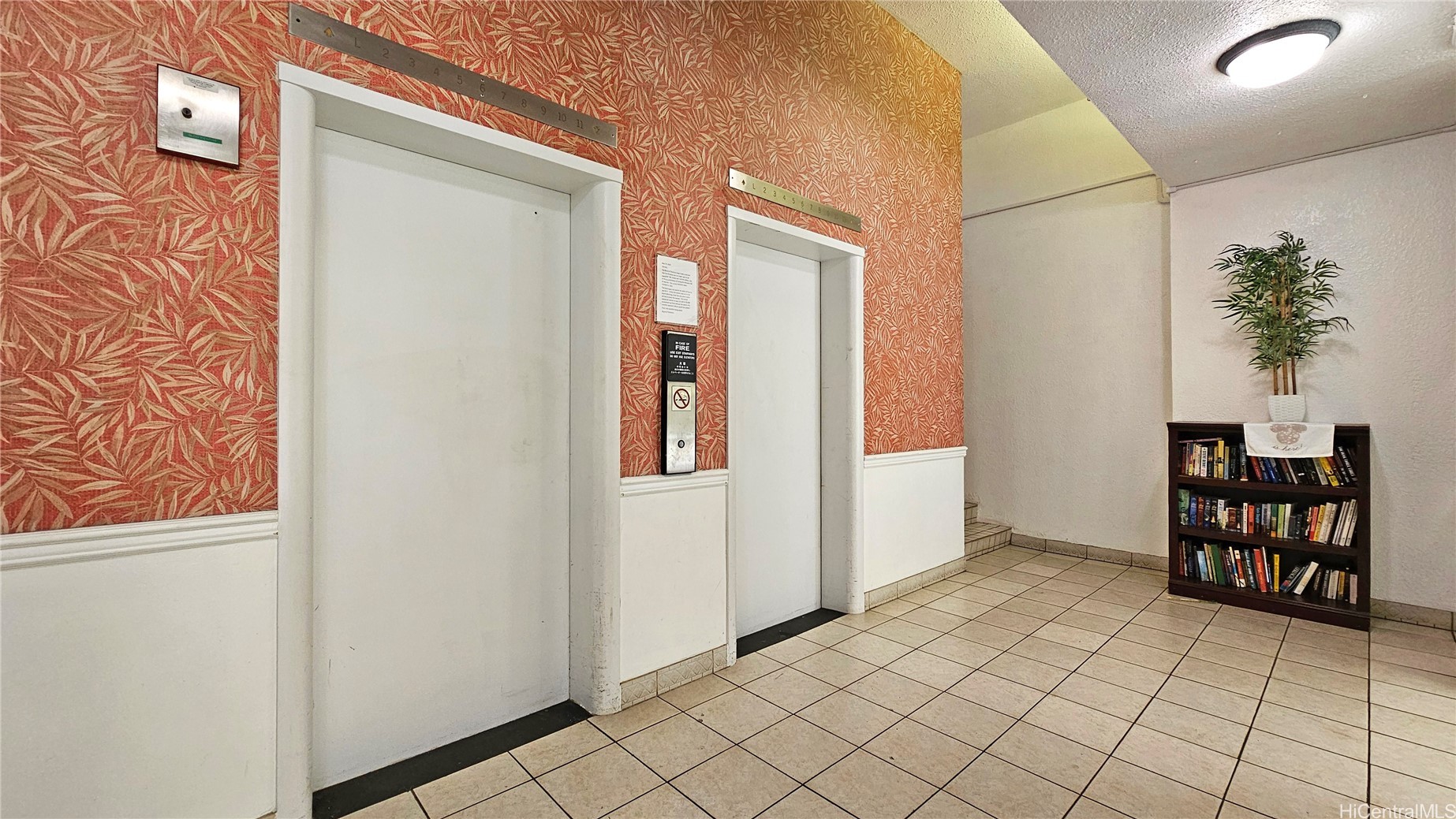 620 Mccully Street 1102 Property Photo 20