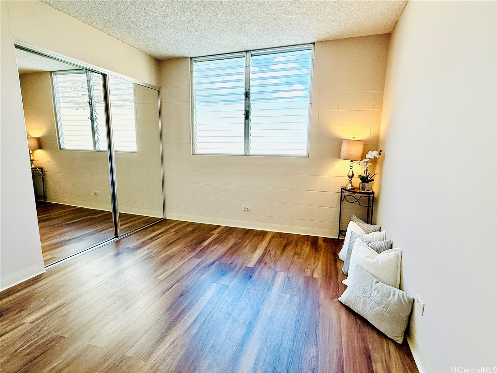 2474 Kapiolani Boulevard 1104 Property Photo 11