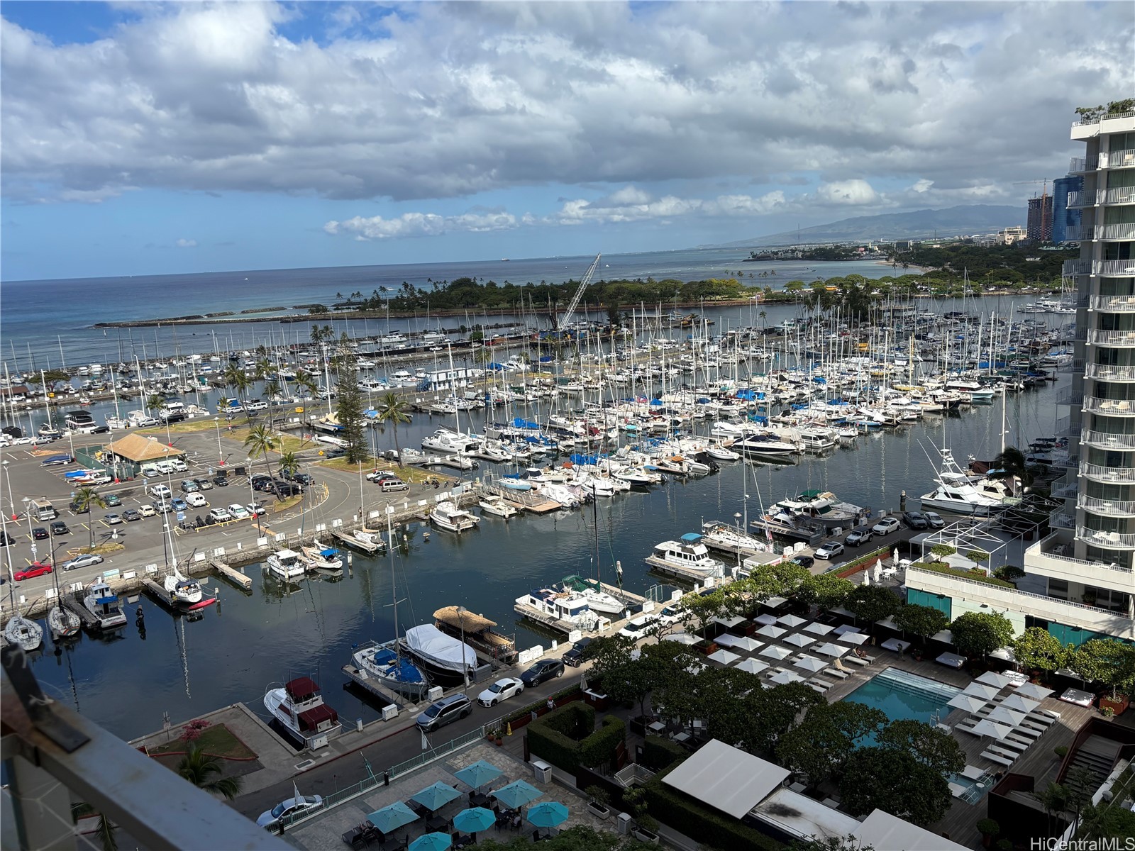 1777 Ala Moana Boulevard 1327 Property Photo 2