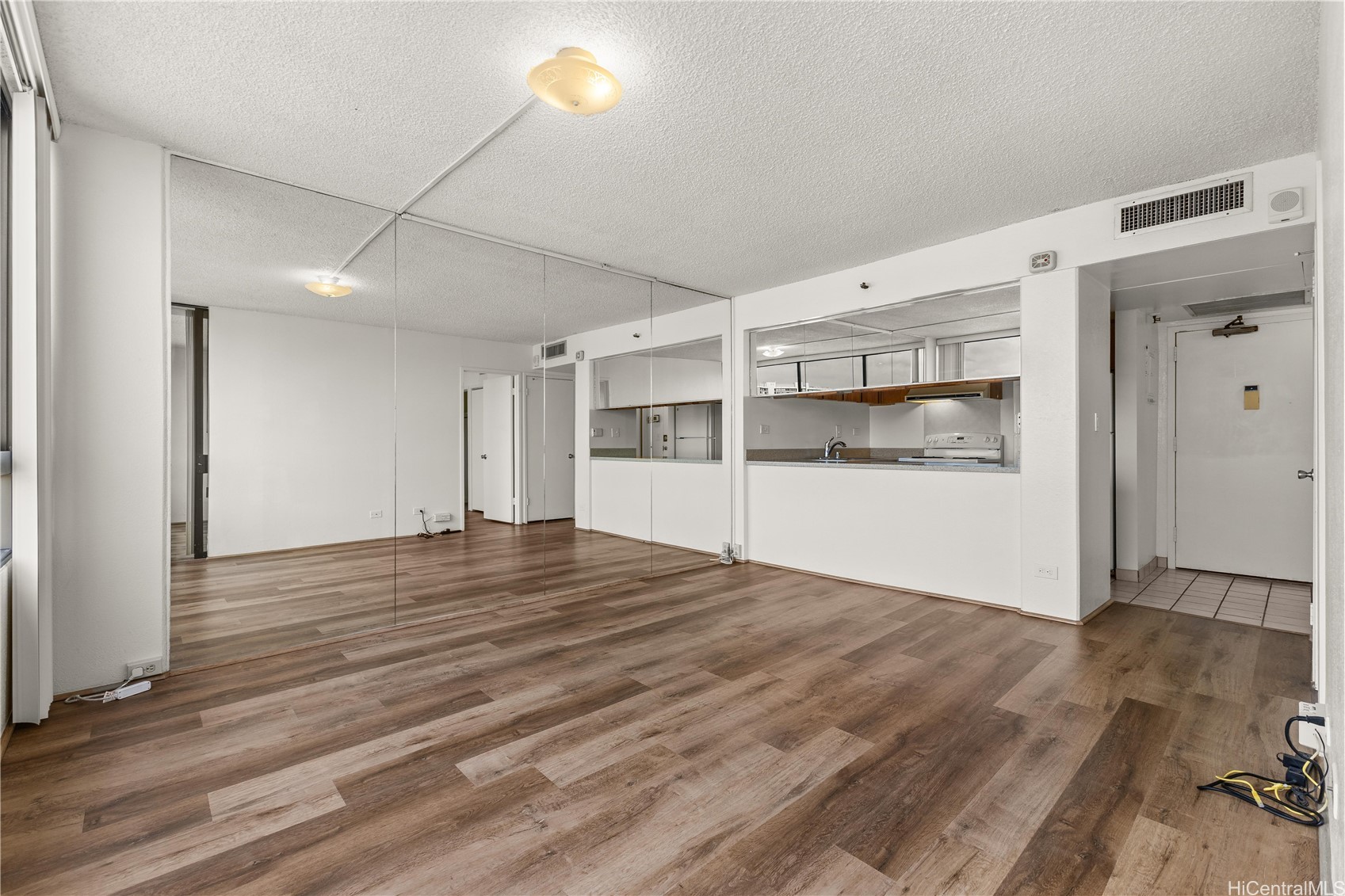 2499 Kapiolani Boulevard 2604 Property Photo 7