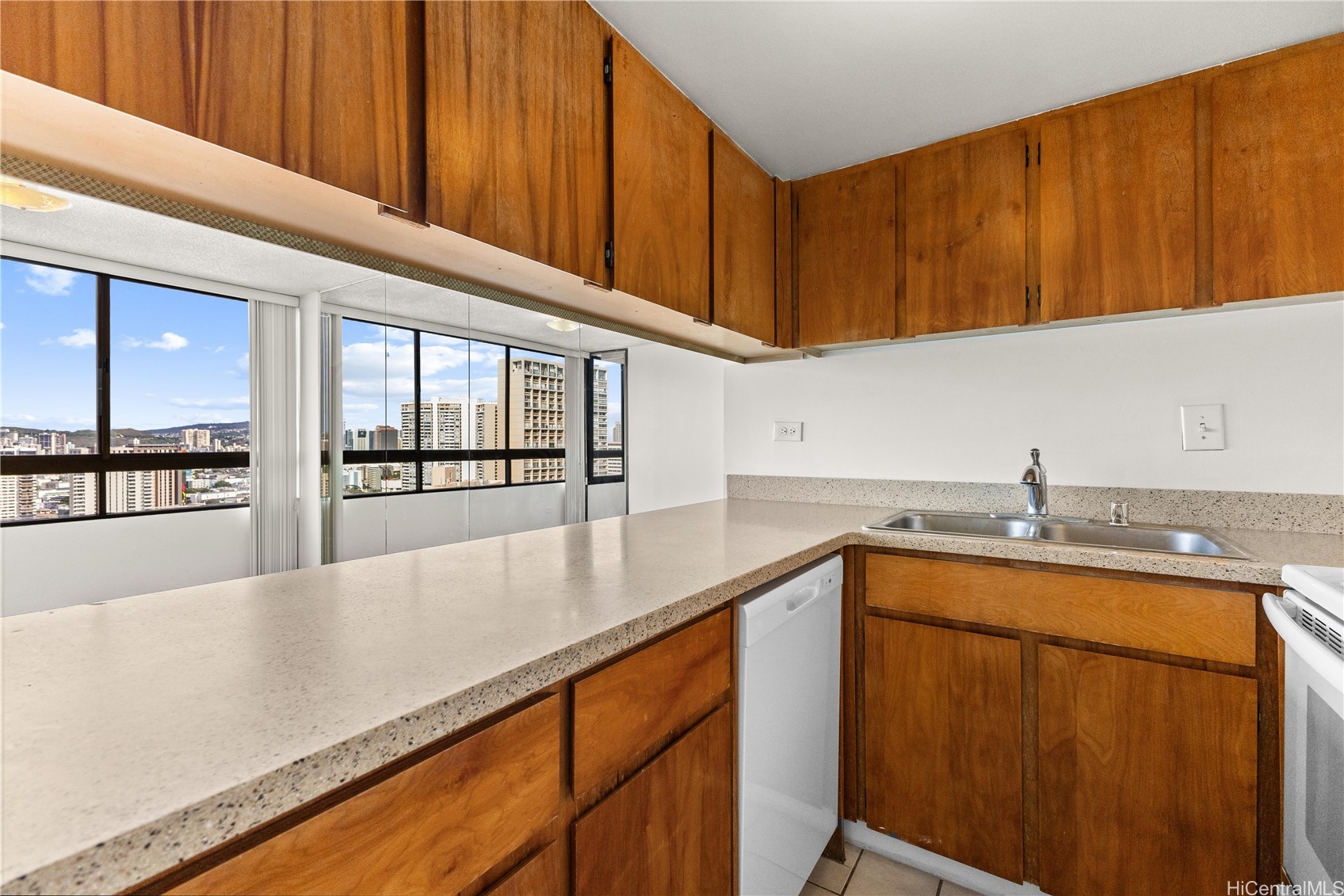 2499 Kapiolani Boulevard 2604 Property Photo 10