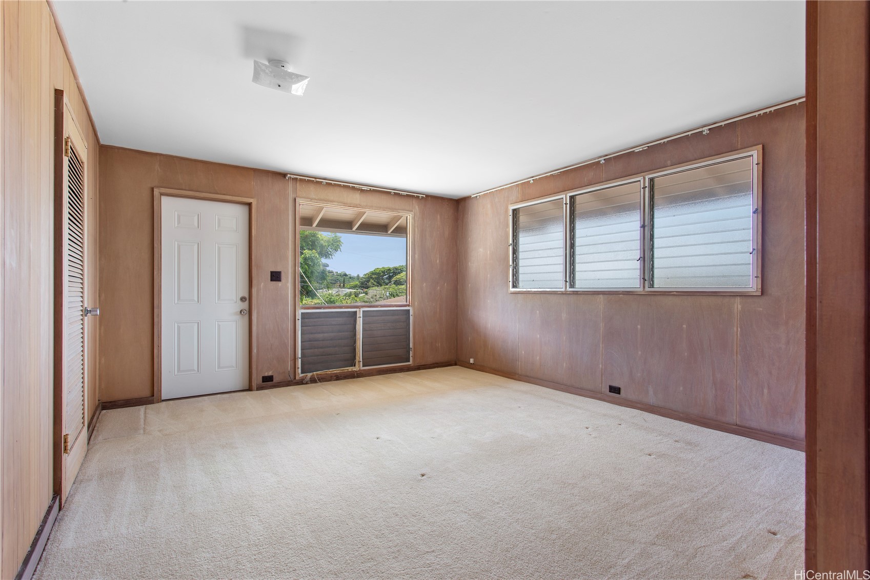 2522 Liliha Street Property Photo 6