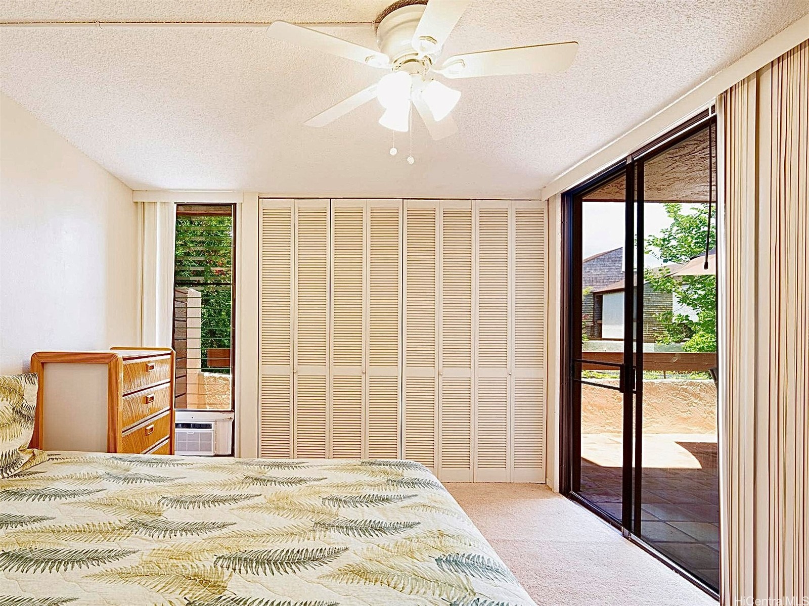1015 Aoloa Place 219 Property Photo 7