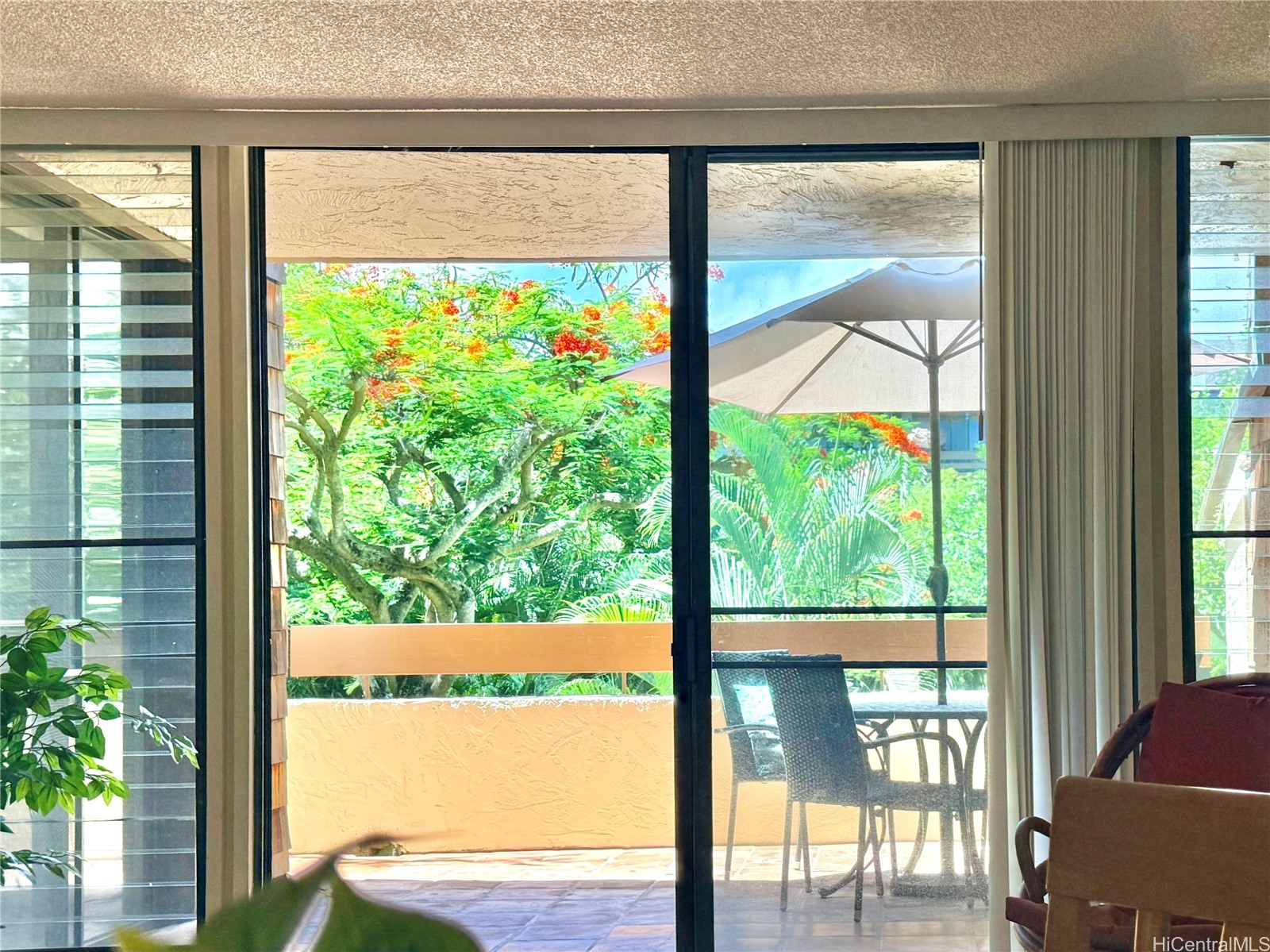 1015 Aoloa Place 219 Property Photo 13