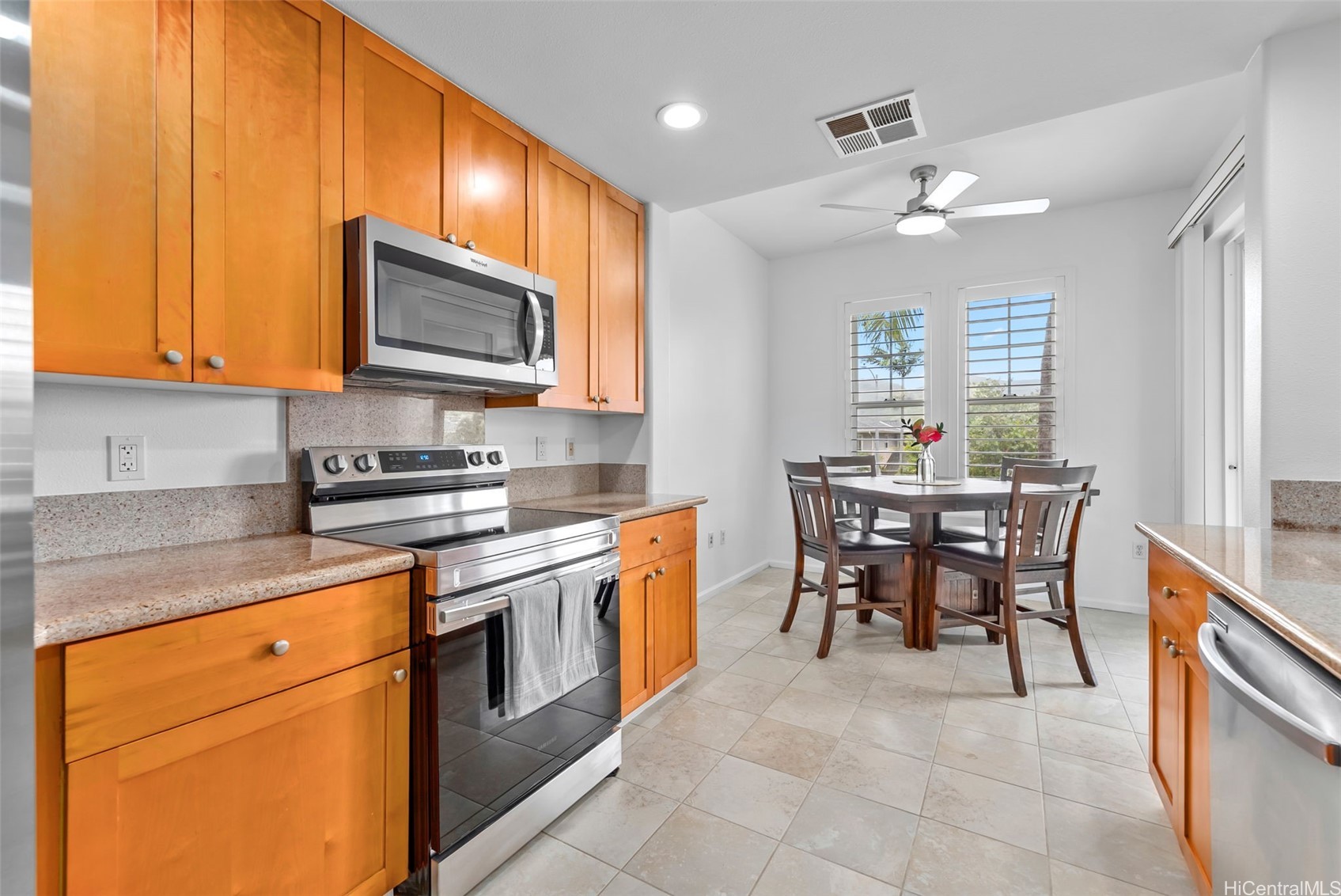 520 Lunalilo Home Road 8127 Property Photo 6