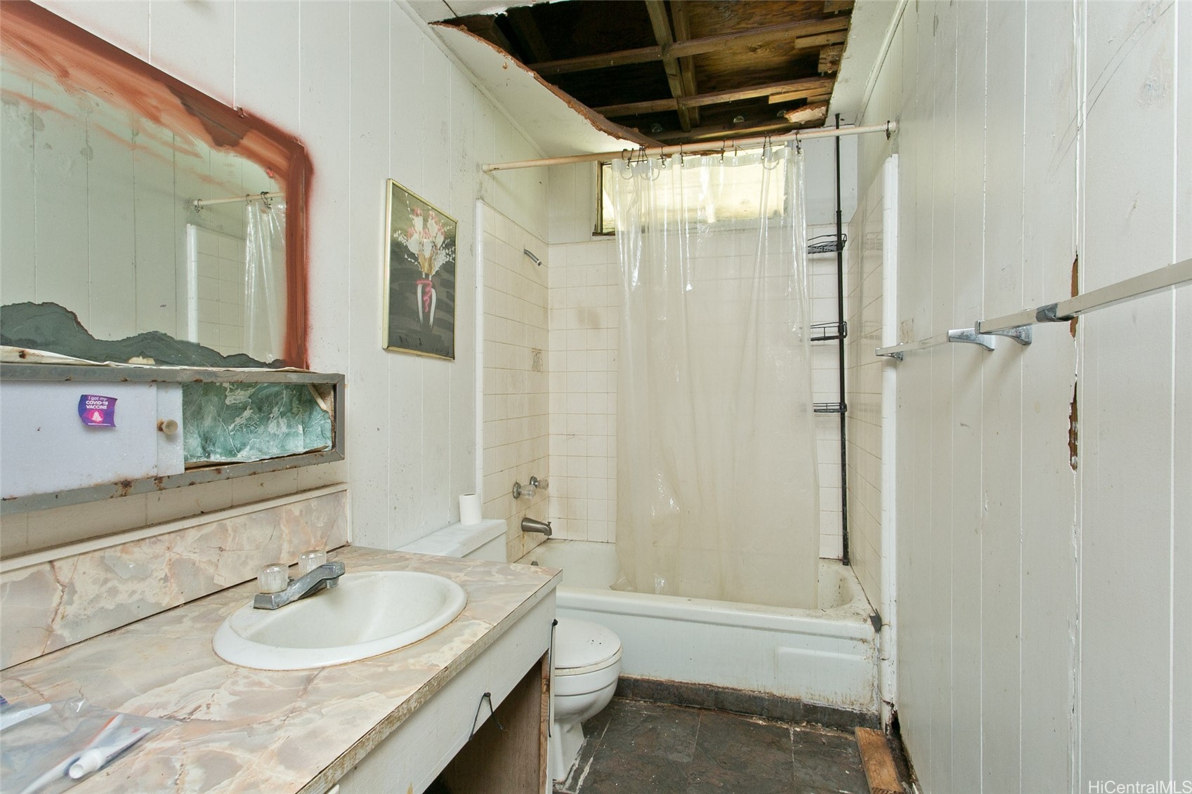 756 Iaukea Street Property Photo 8