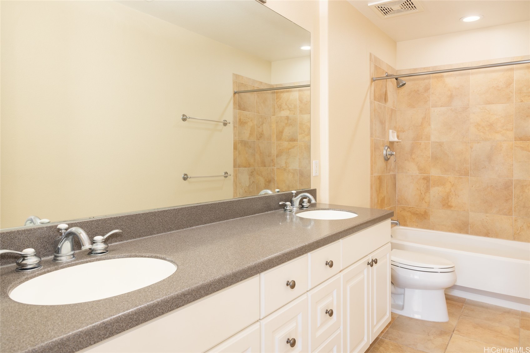 92-1051 Koio Drive M8-2 Property Photo 11