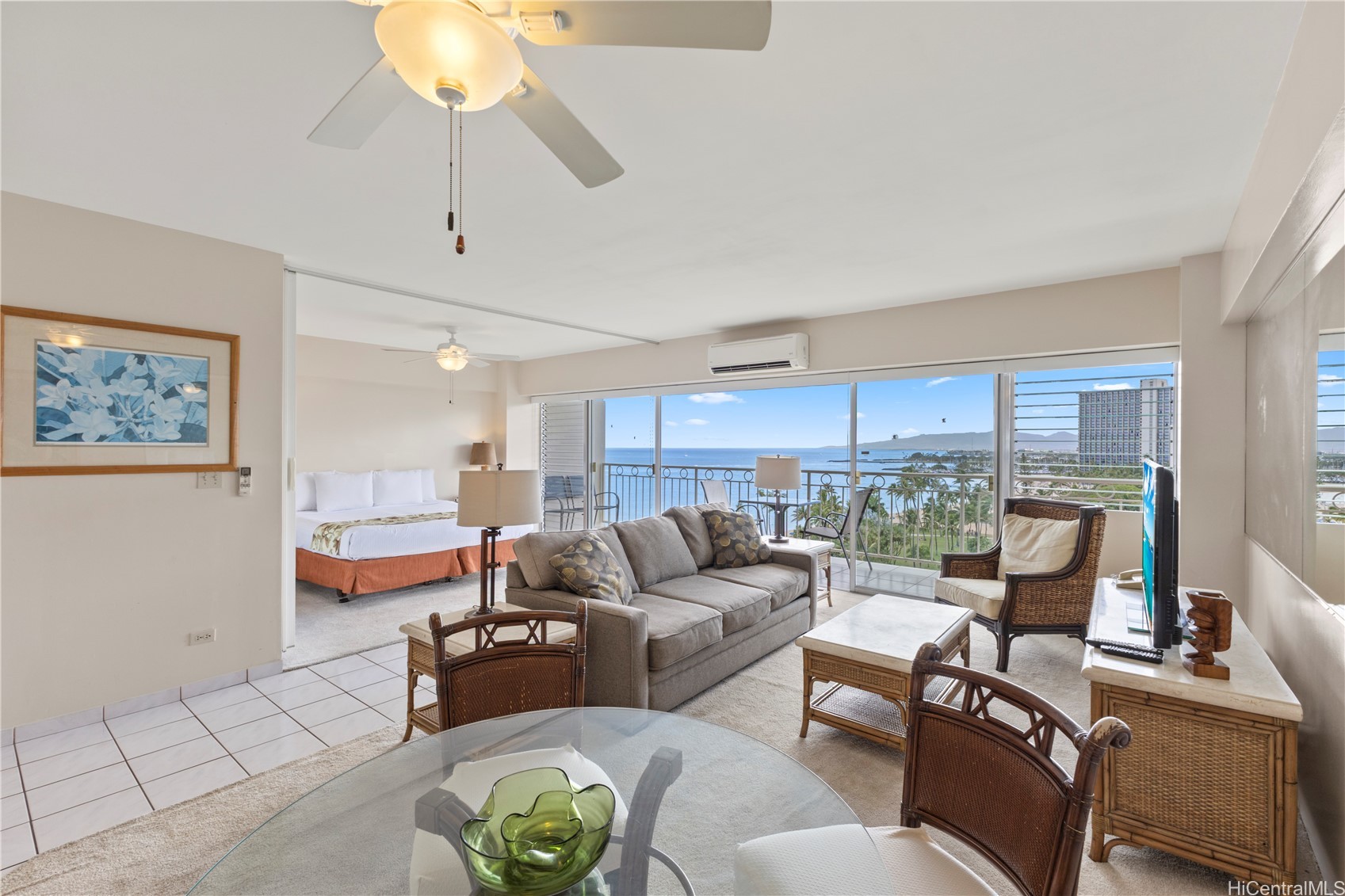 2161 Kalia Road 1112 Property Photo 6