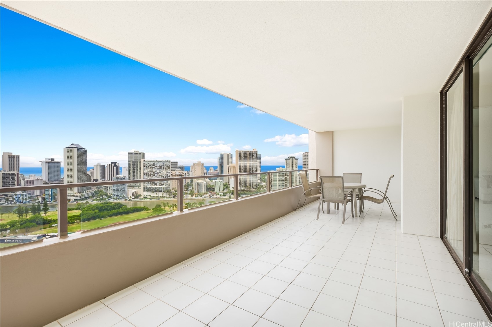 581 Kamoku Street 2904 Property Photo 7