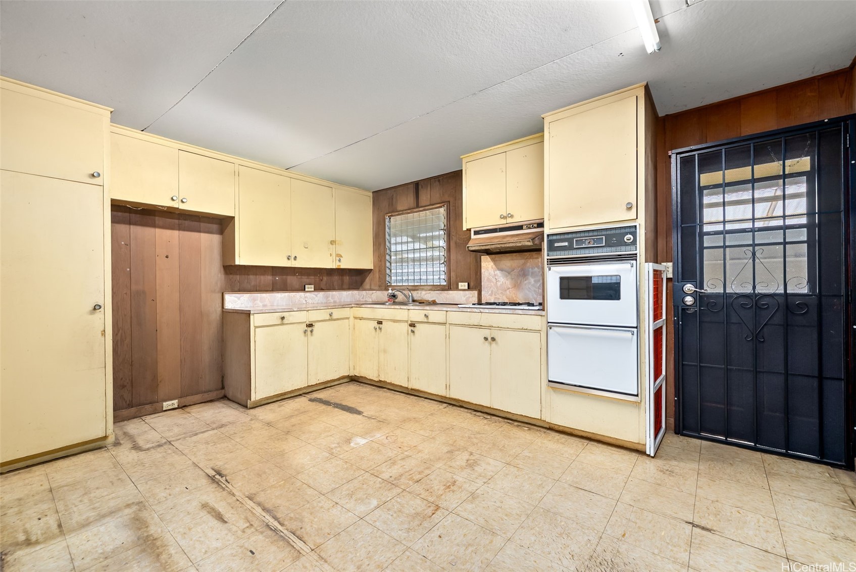823 Gulick Avenue Property Photo 11