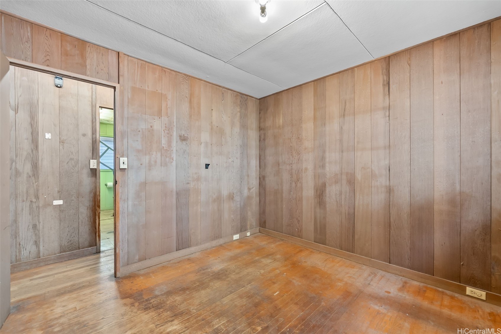 823 Gulick Avenue Property Photo 12