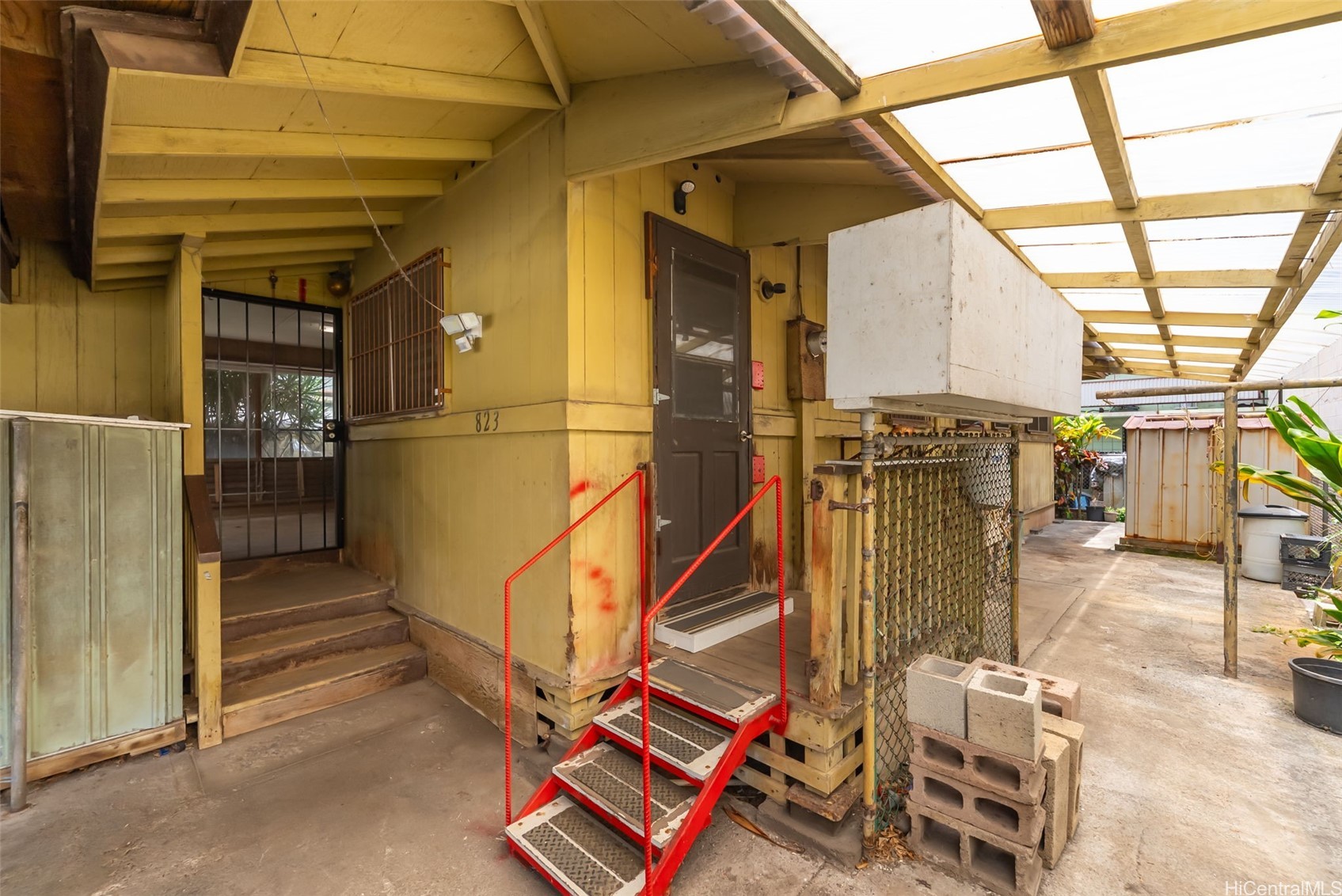823 Gulick Avenue Property Photo 17