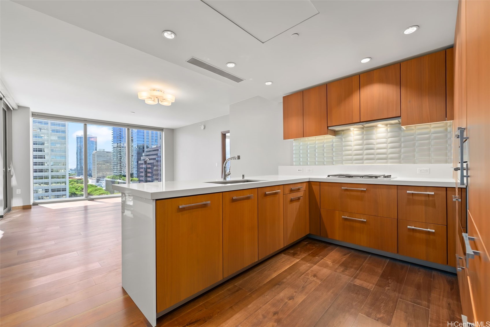 1555 Kapiolani Boulevard 1109 Property Photo 6