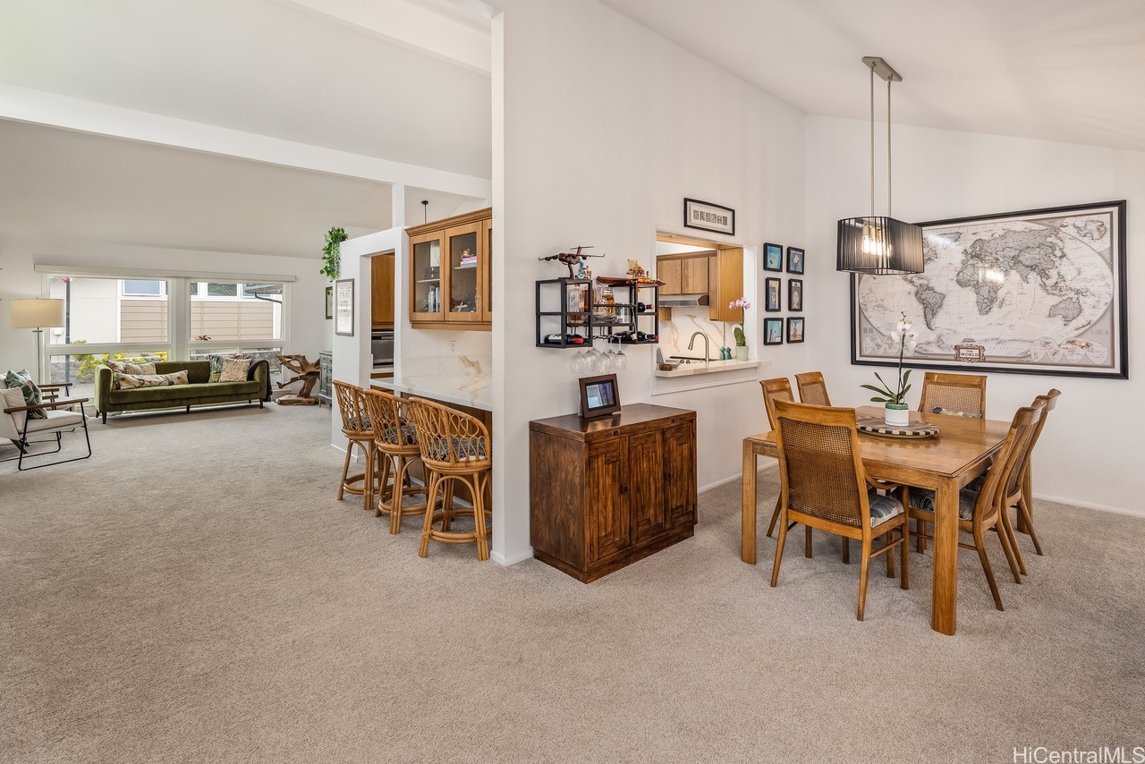 563 Alihi Place Property Photo 4