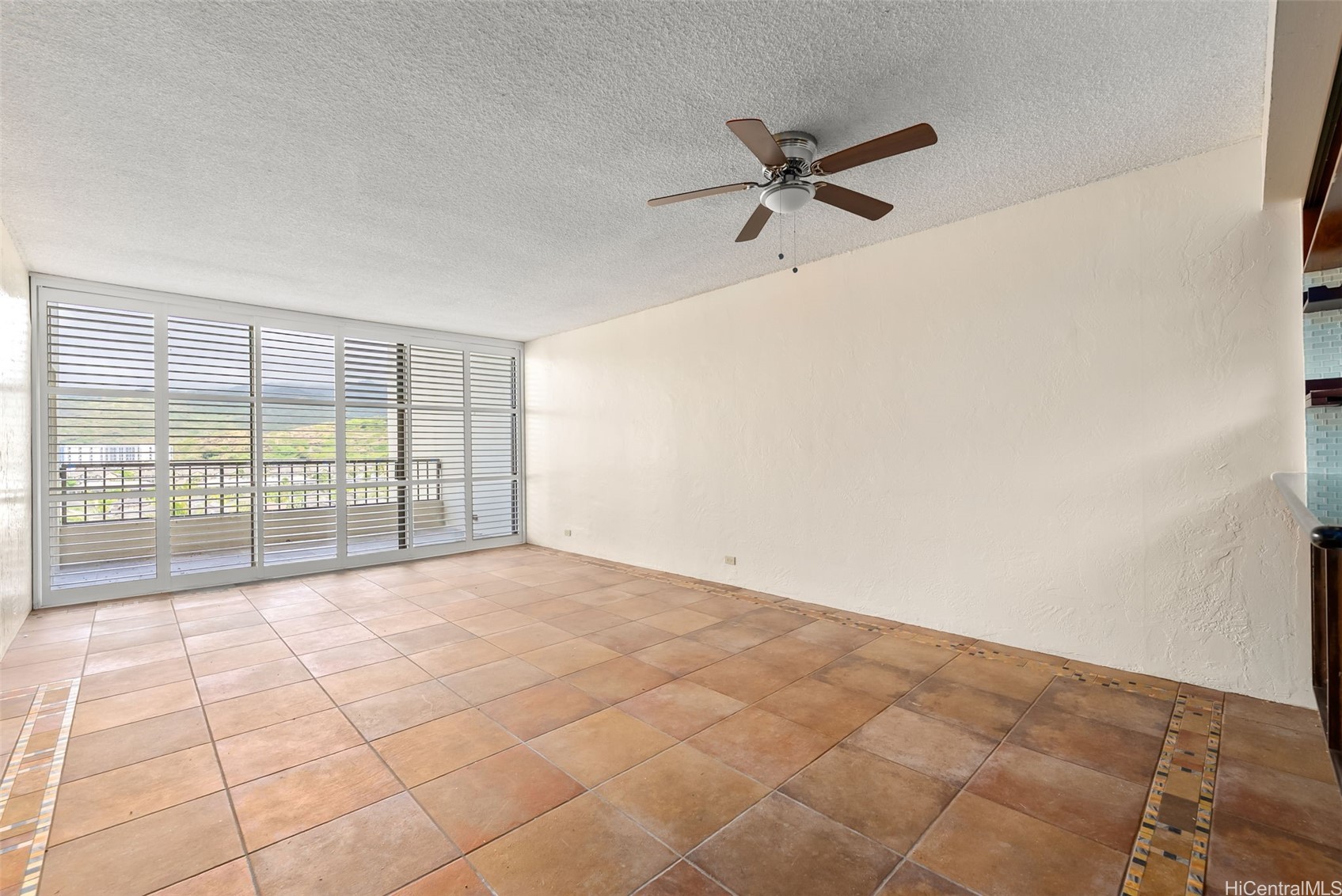 500 Lunalilo Home Road 18c Property Photo 3