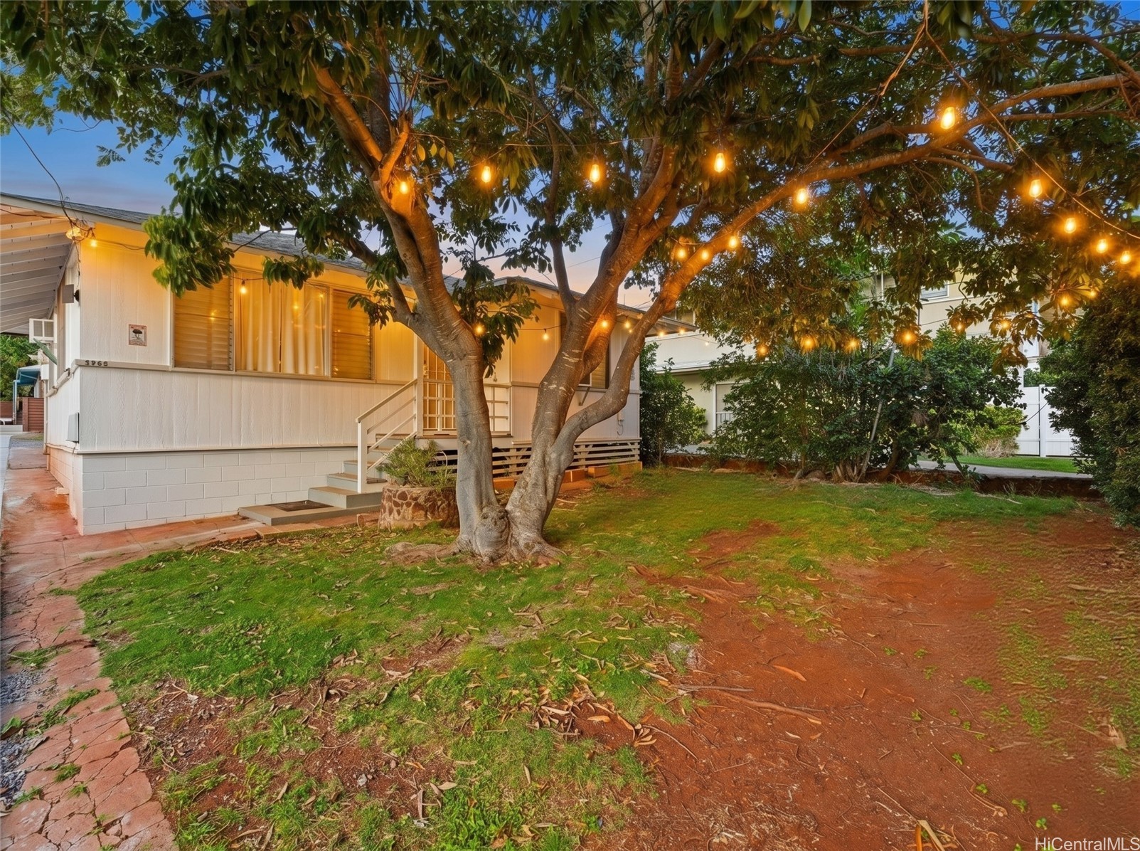 3622 Maunalei Avenue Property Photo 2