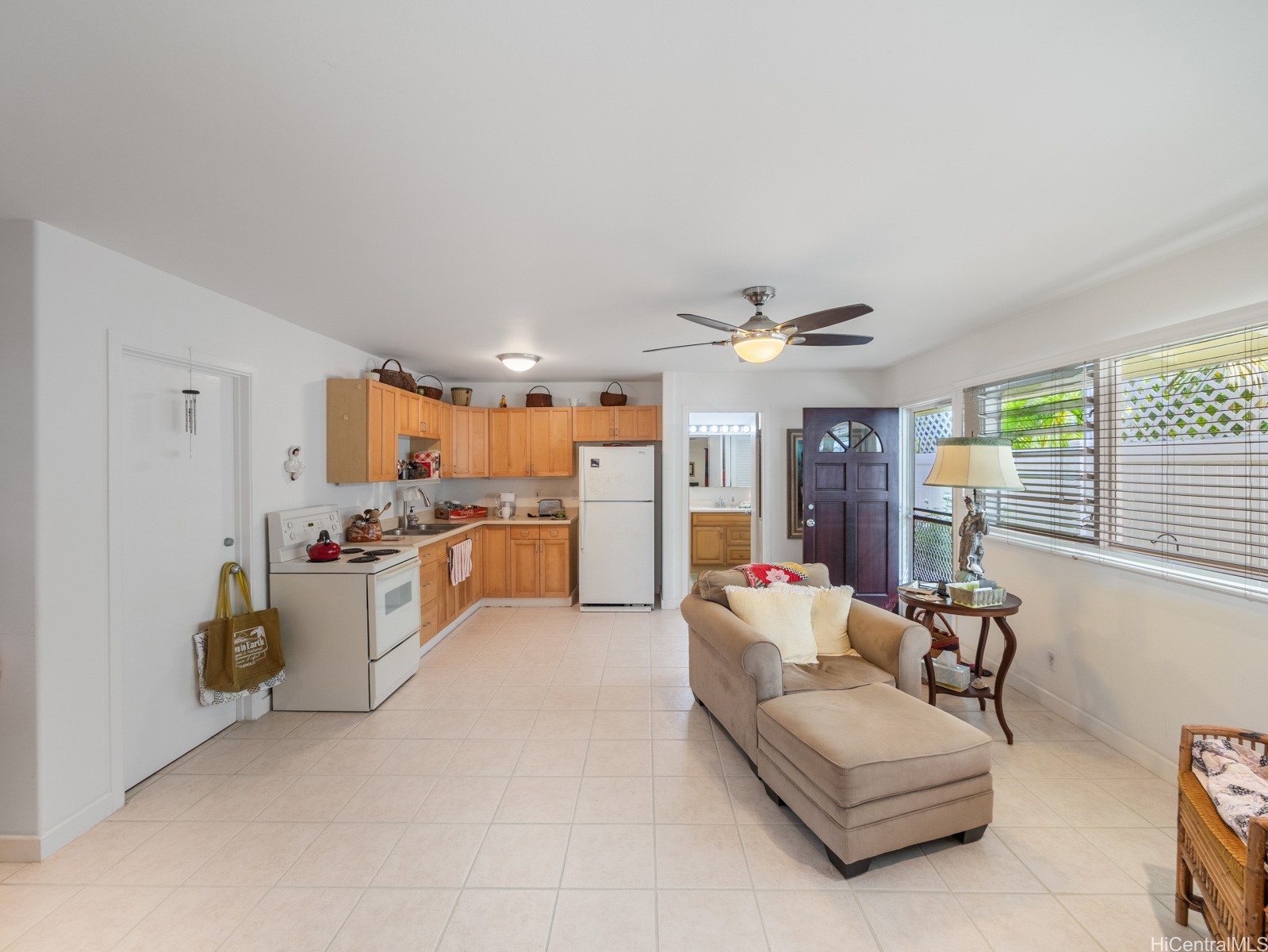294 Awakea Road Property Photo 19