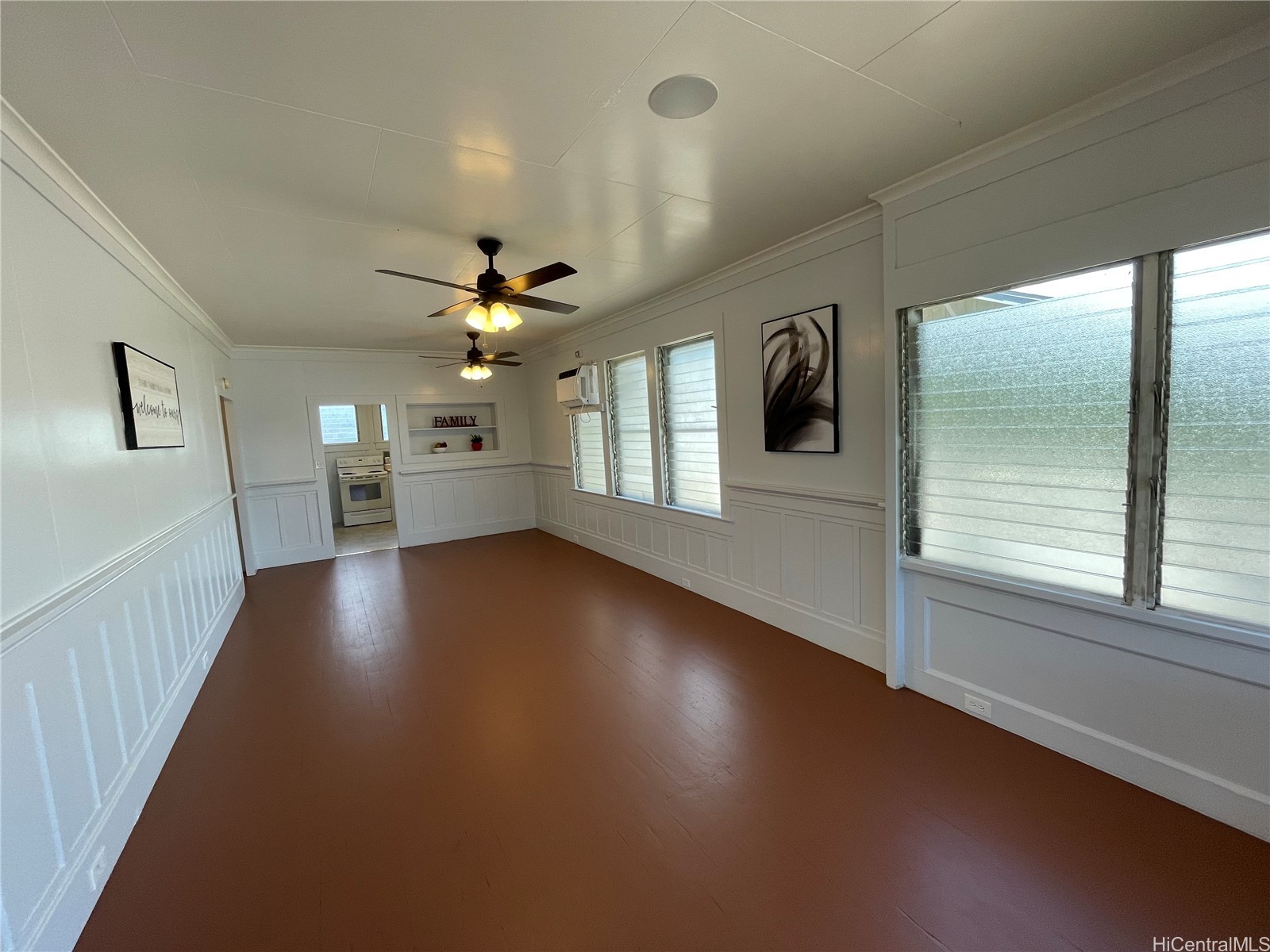 1030 16th Avenue Property Photo 4