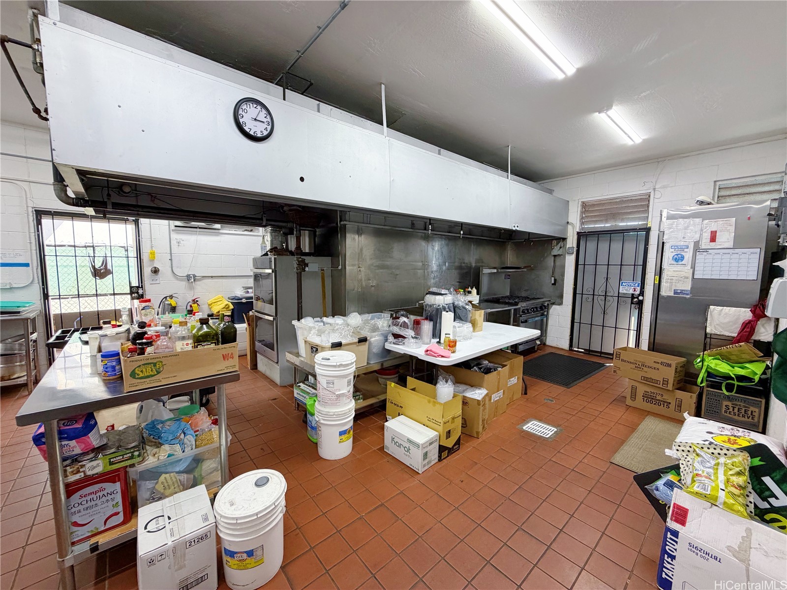 86-90 Farrington Highway Property Photo 18