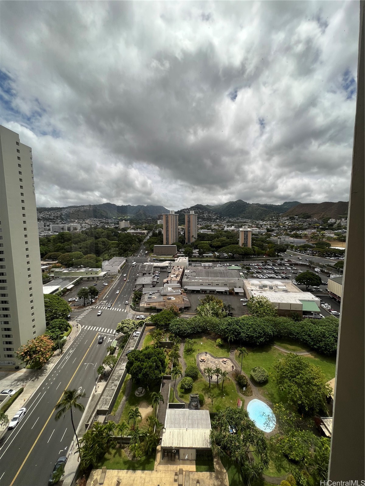 1255 Nuuanu Avenue E1914 Property Photo 14