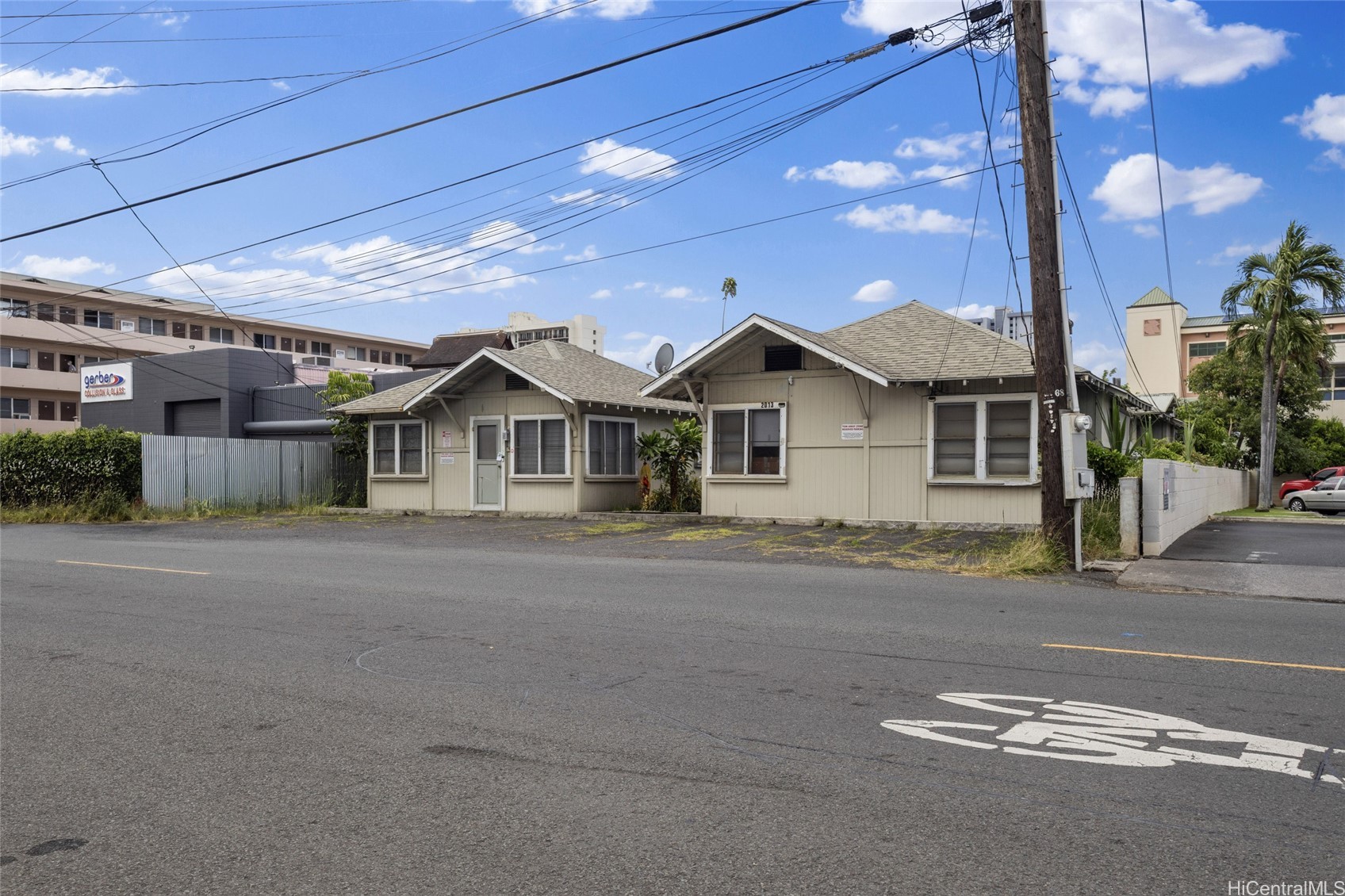 2013 Young Street Property Photo 5