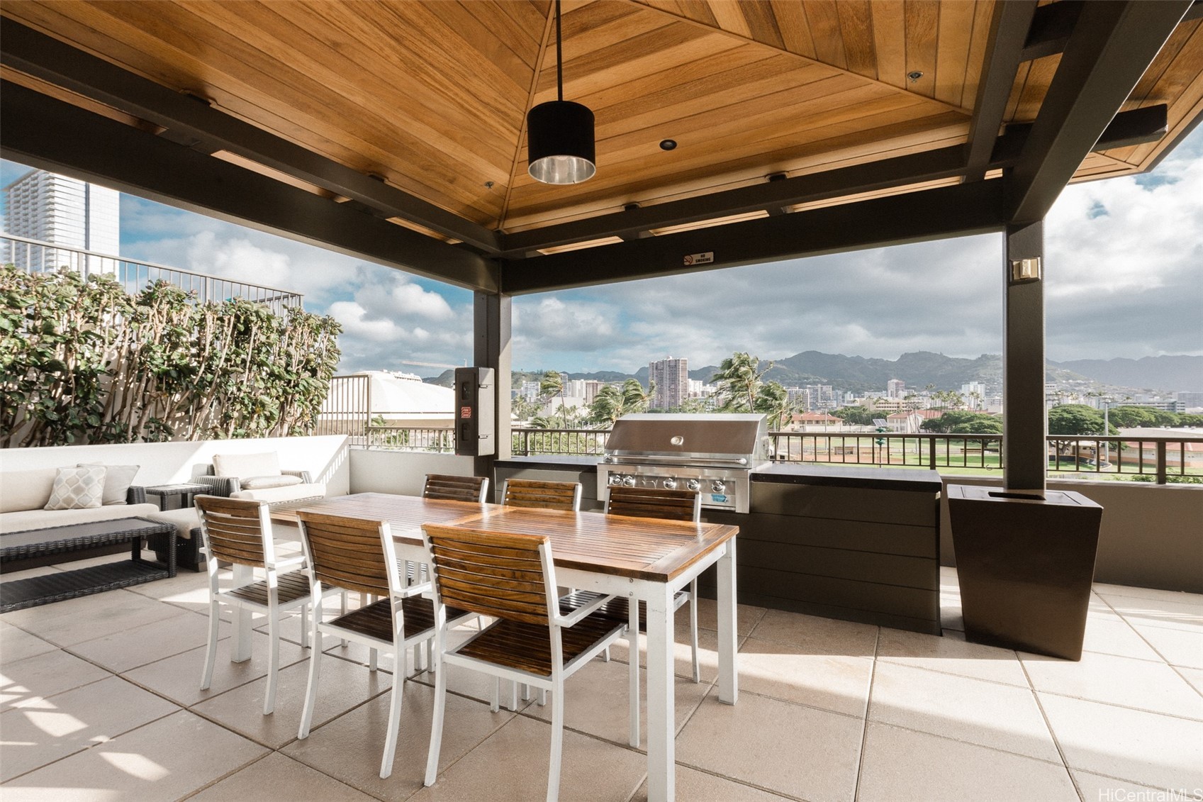 1009 Kapiolani Boulevard 2009 Property Photo 11