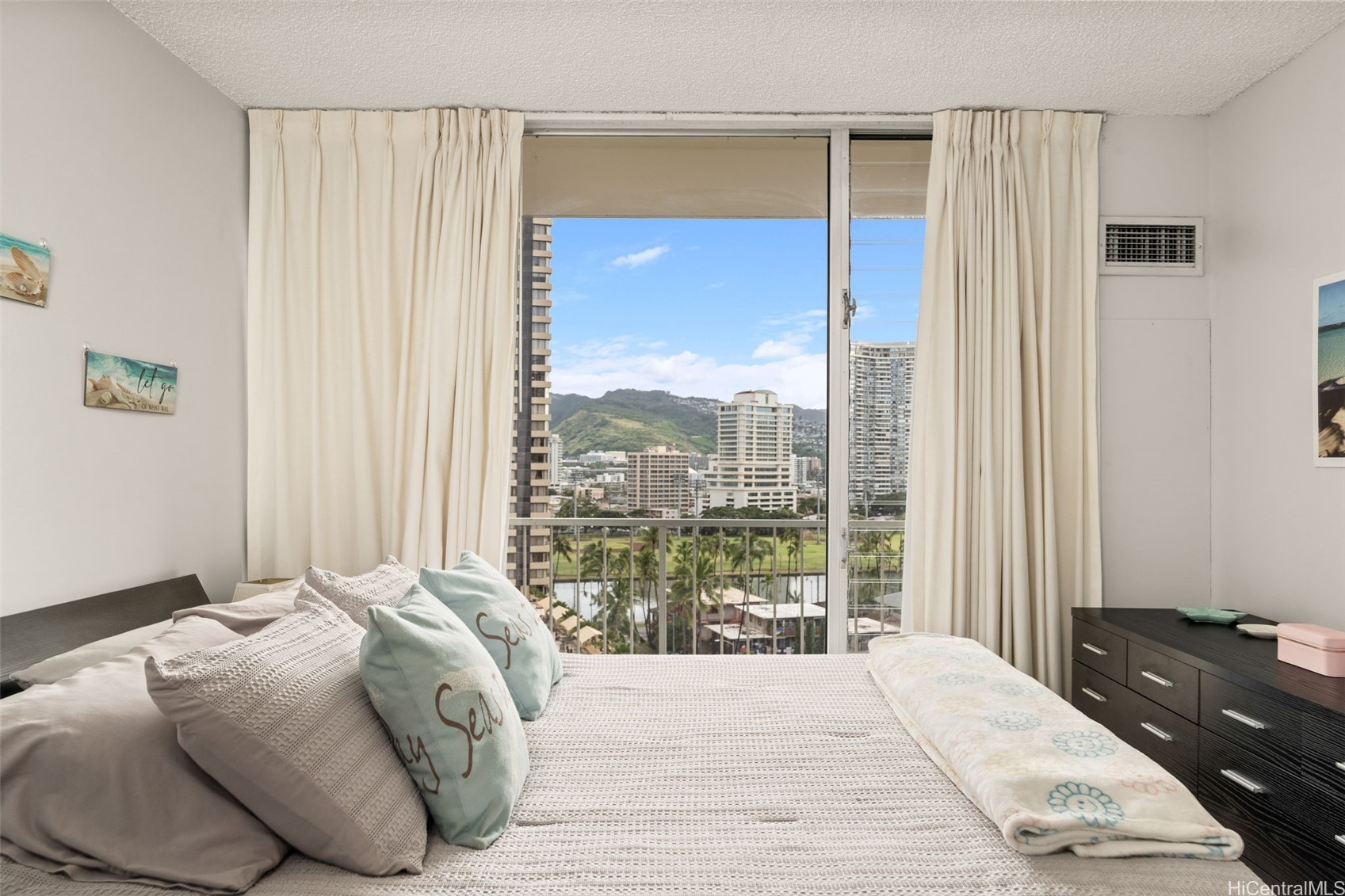 1925 Kalakaua Avenue 1306 Property Photo 10