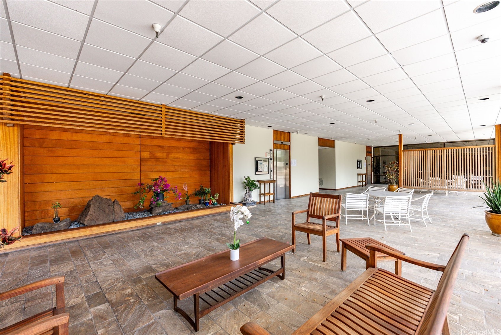 6750 Hawaii Kai Drive 805 Property Photo 4