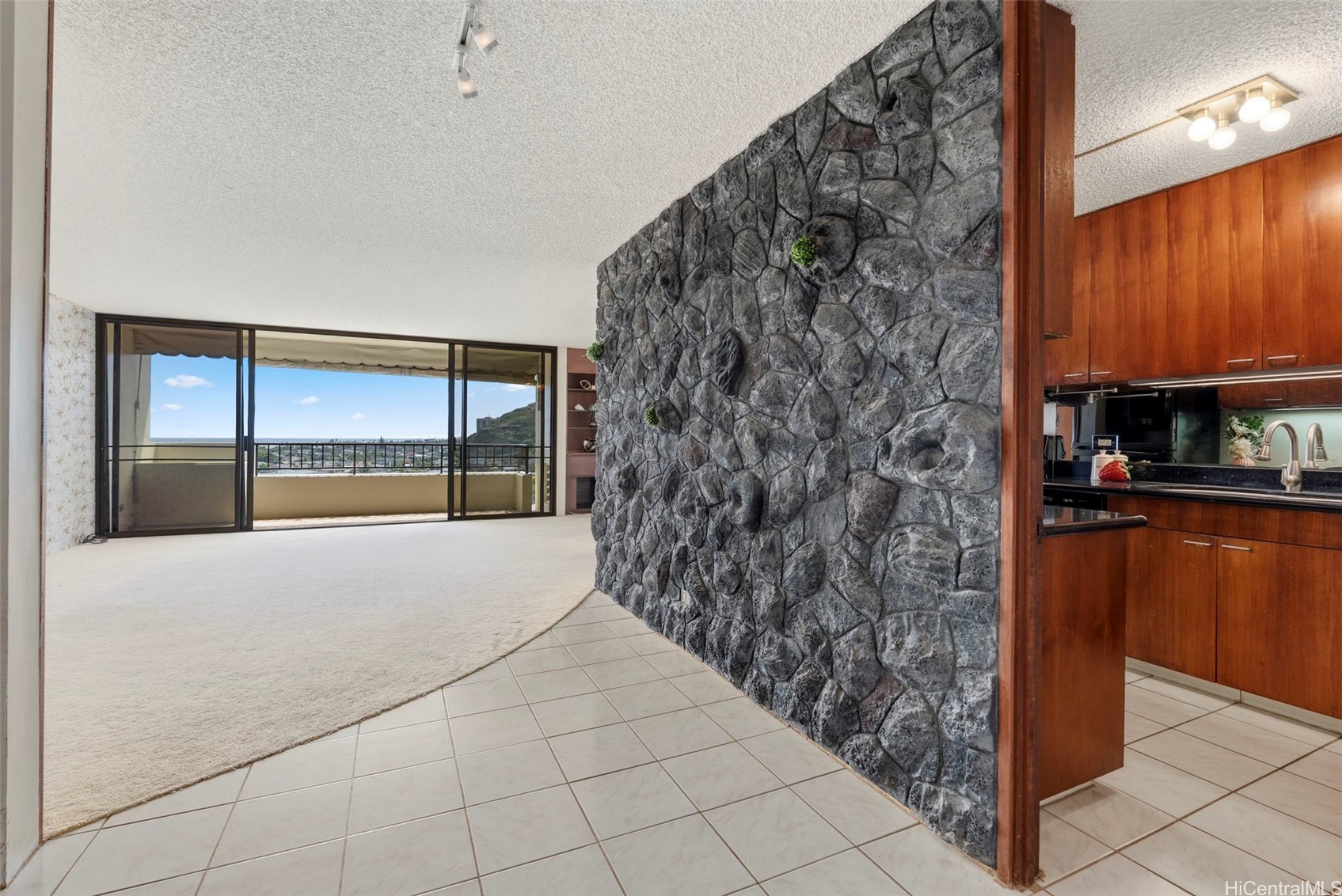 6750 Hawaii Kai Drive 805 Property Photo 5
