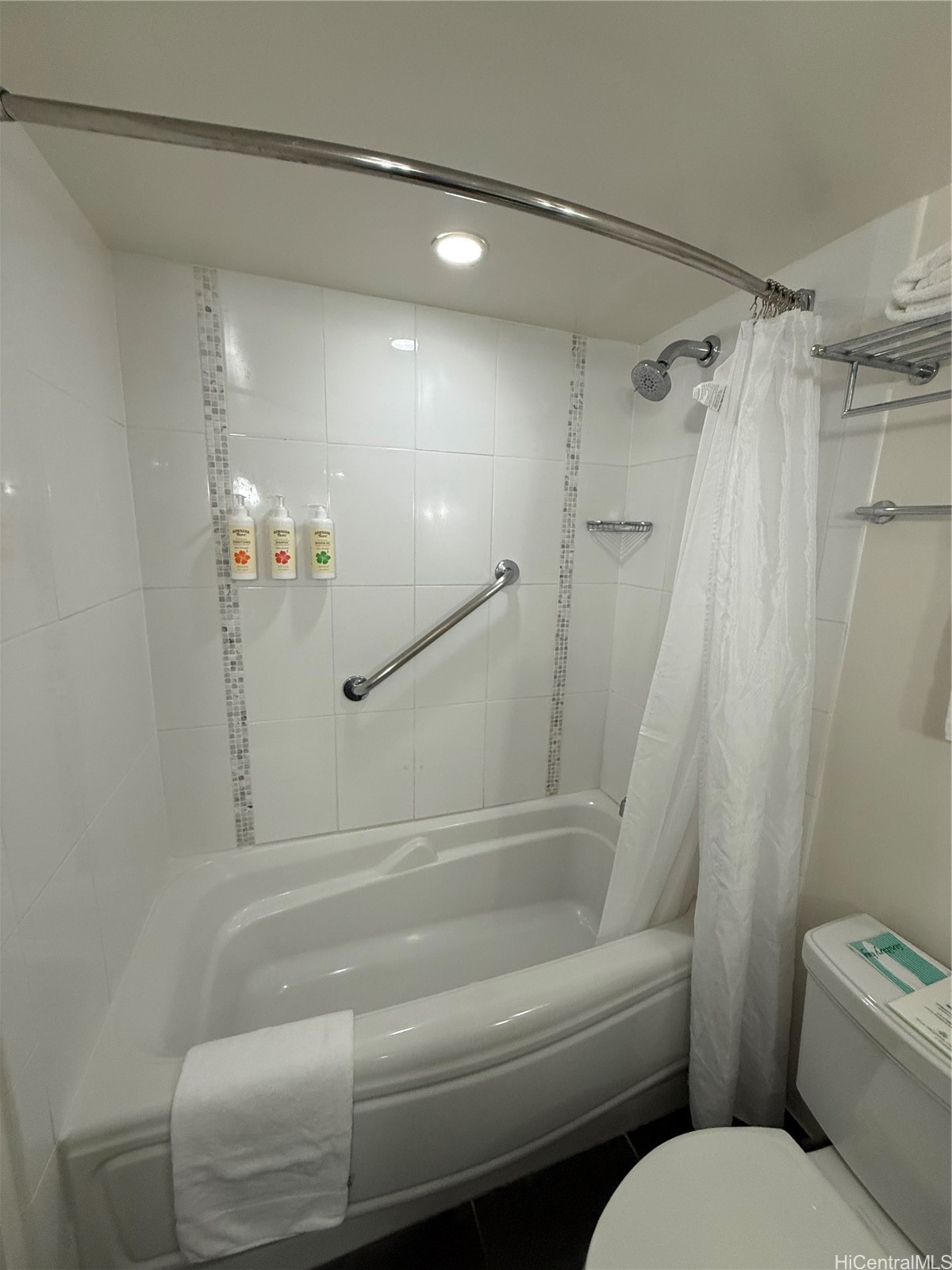 410 Atkinson Drive 1121 Property Photo 6