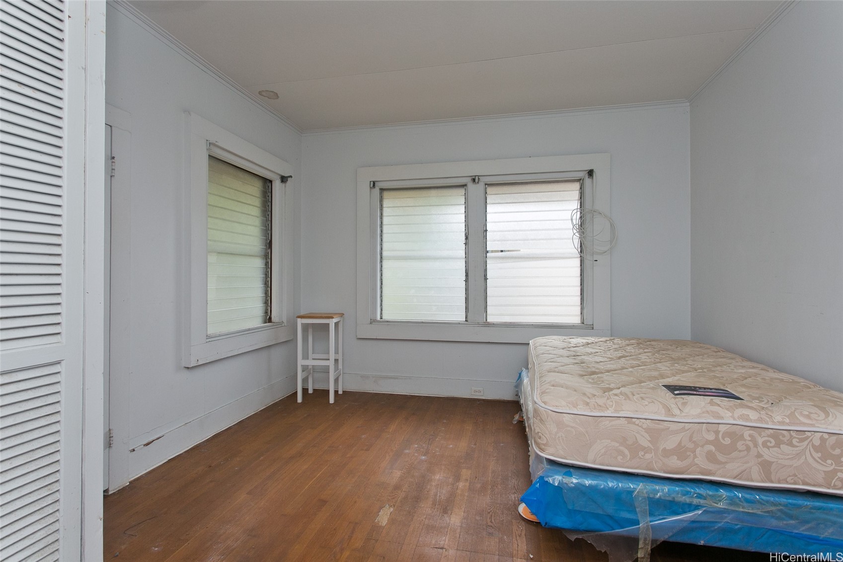 2970 Robert Place Property Photo 7