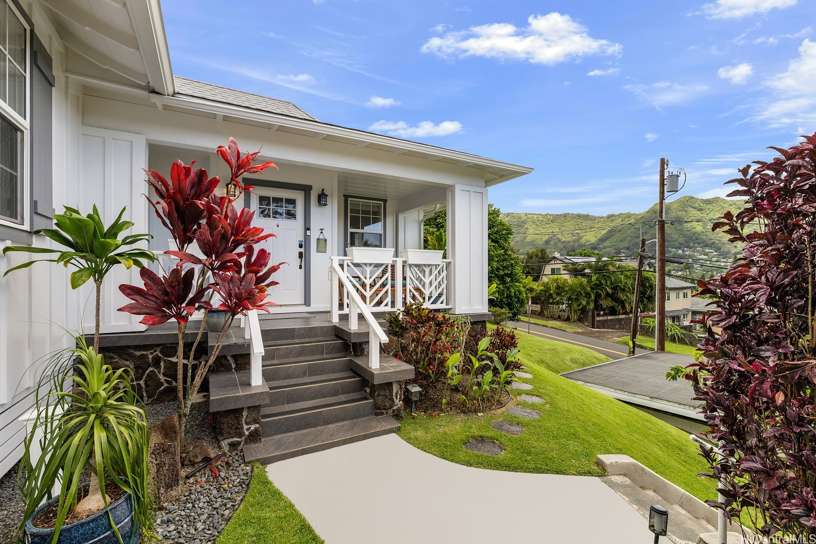 3116 Oahu Avenue Property Photo 3