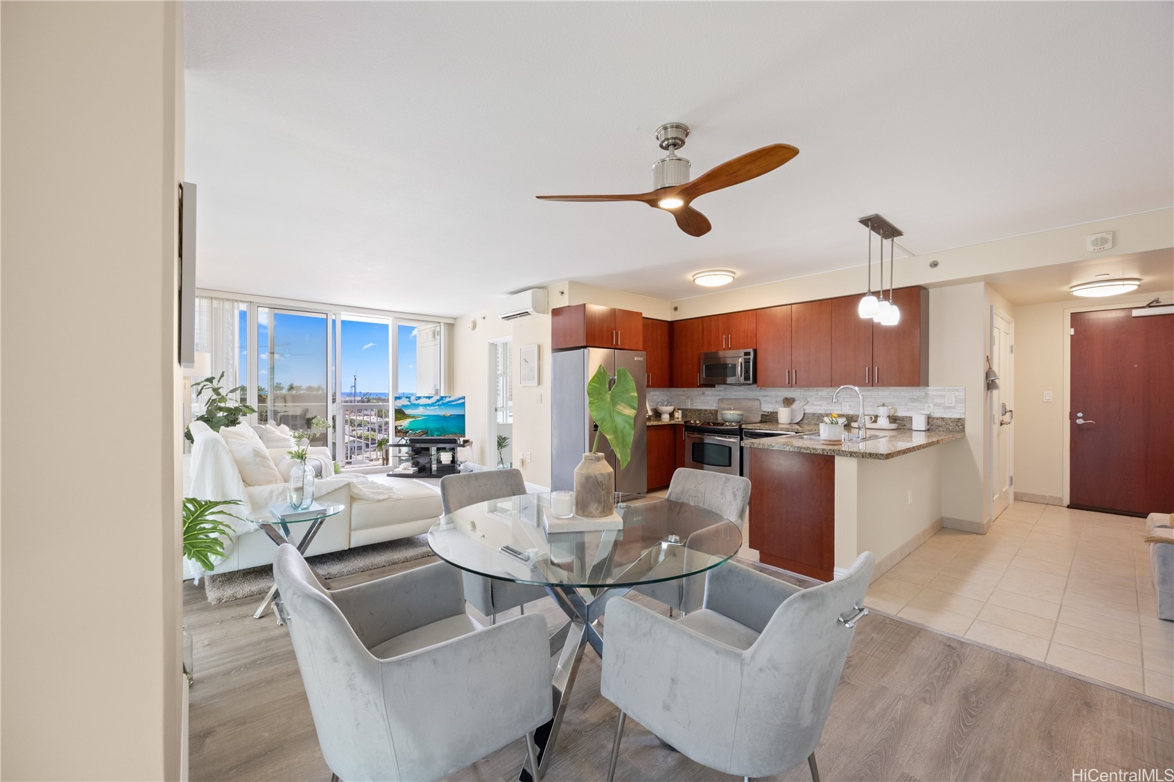909 Kapiolani Boulevard 1101 Property Photo 2