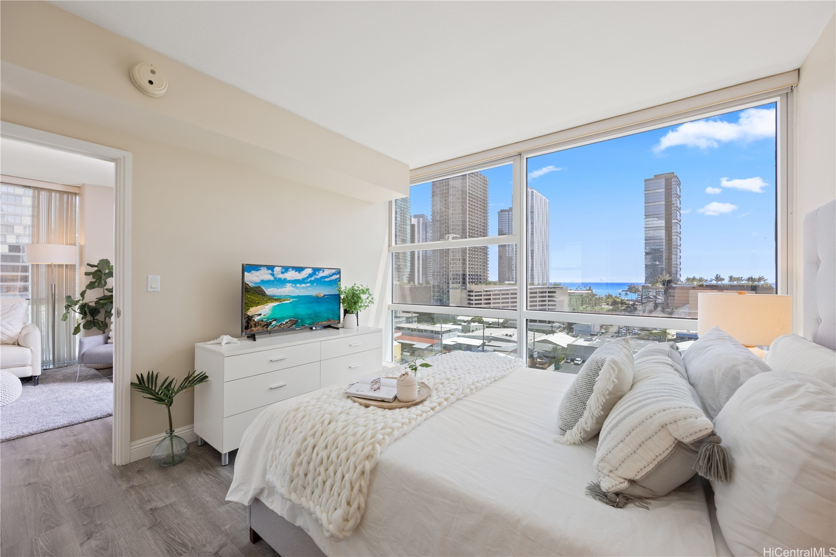 909 Kapiolani Boulevard 1101 Property Photo 12