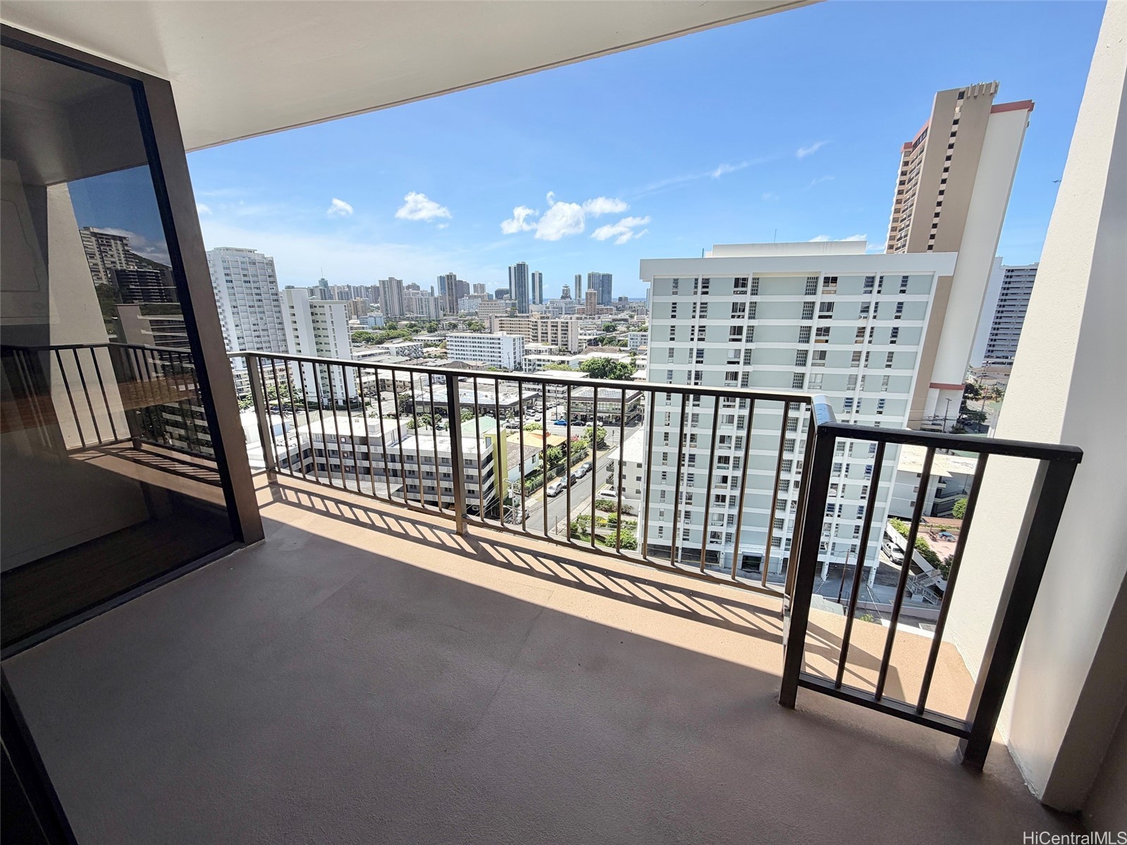 1630 Liholiho Street 1404 Property Photo 4