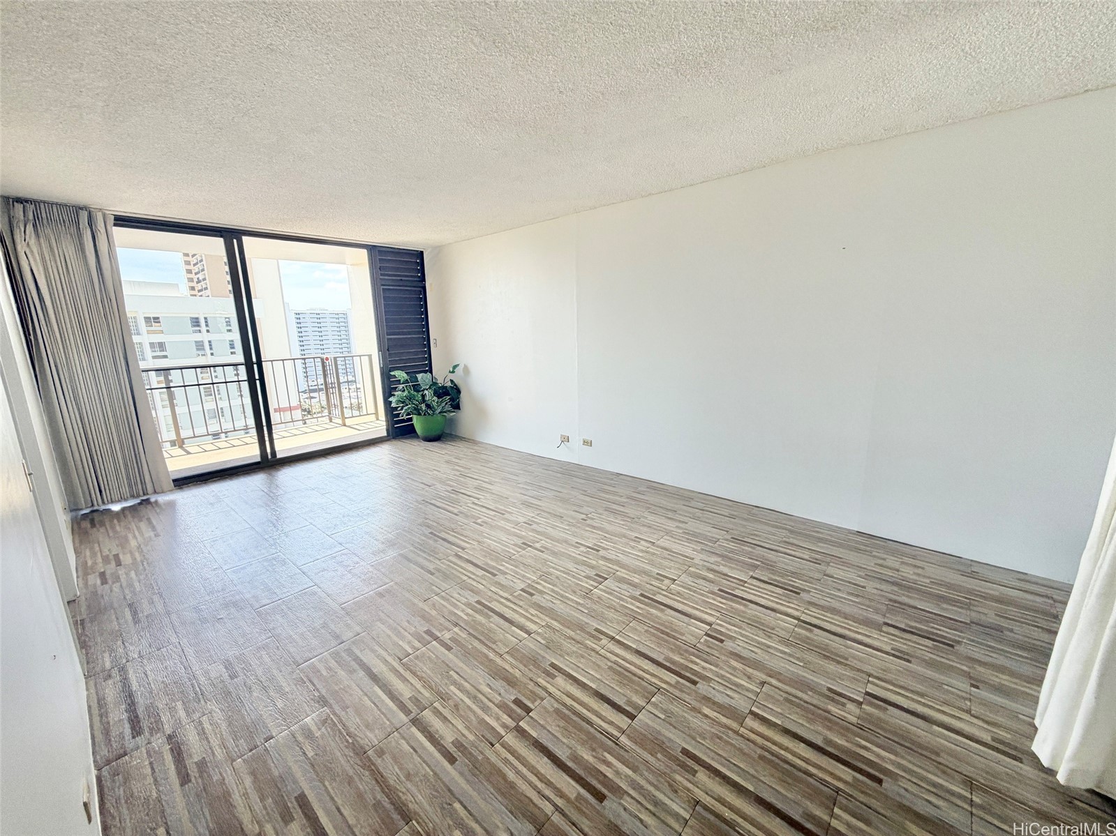 1630 Liholiho Street 1404 Property Photo 11